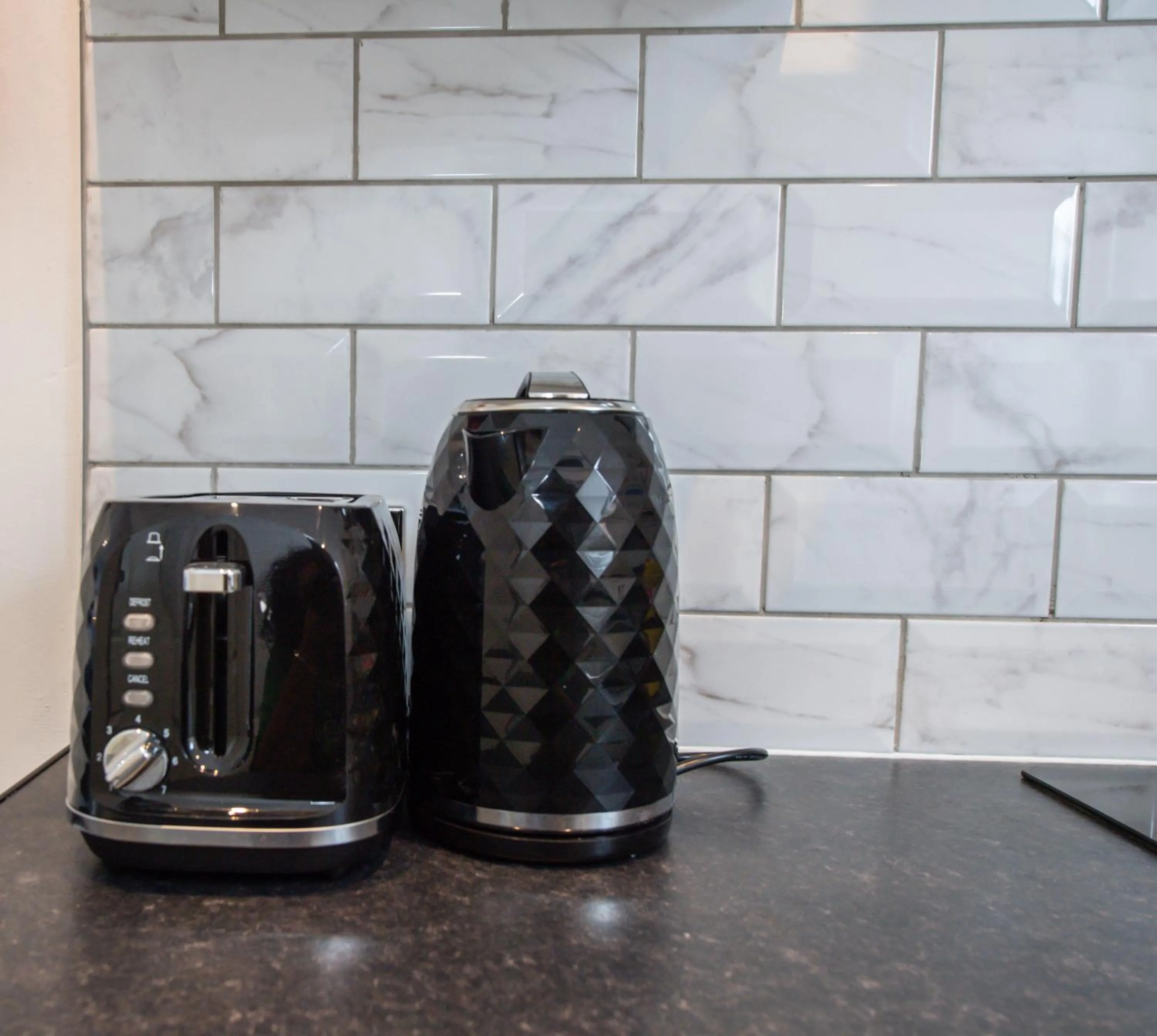 Coffee/tea facilities in Five Seasons Liverpool City - Modern Studios near Anfield