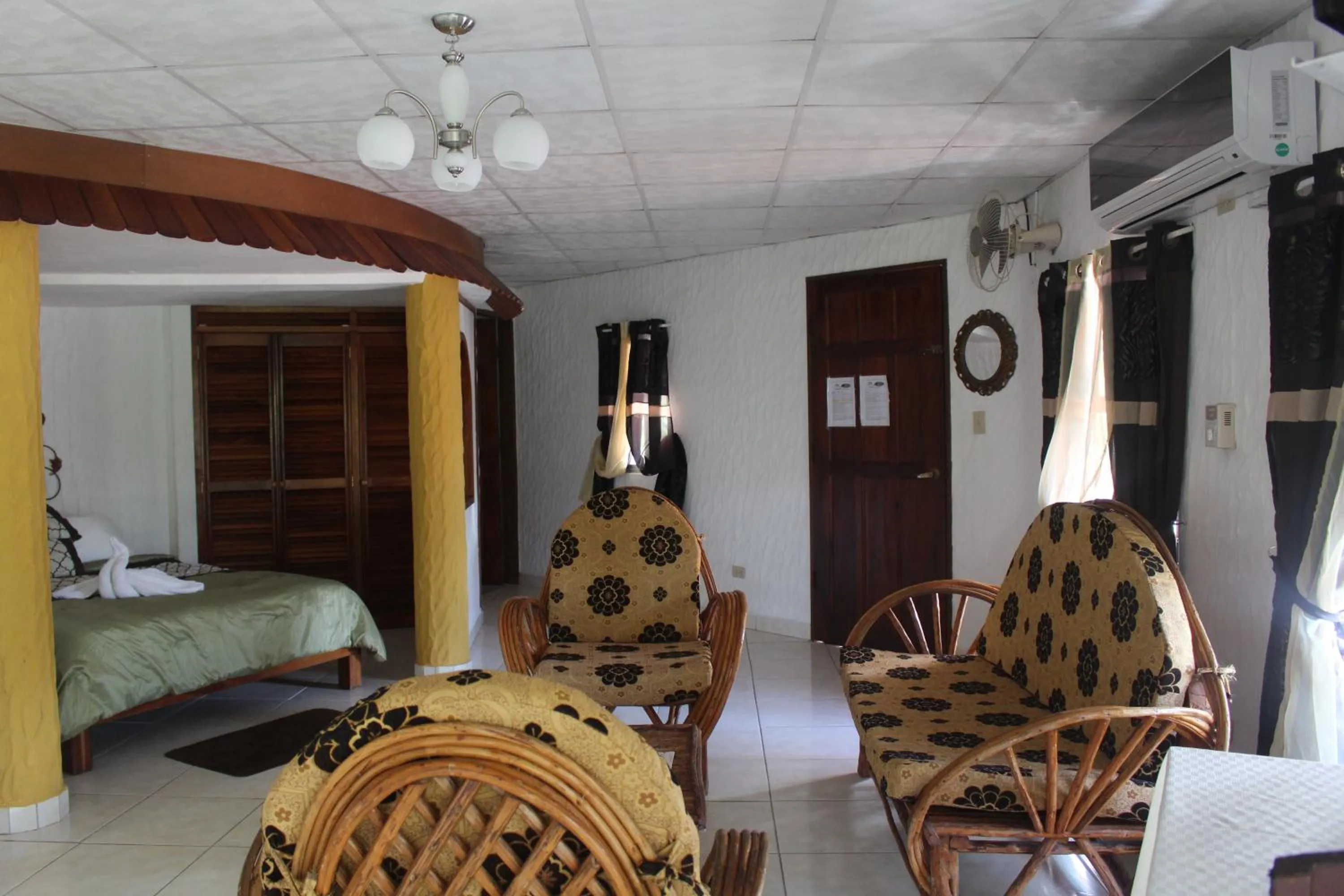 Garden view, Bed in Hotel Valle Verde