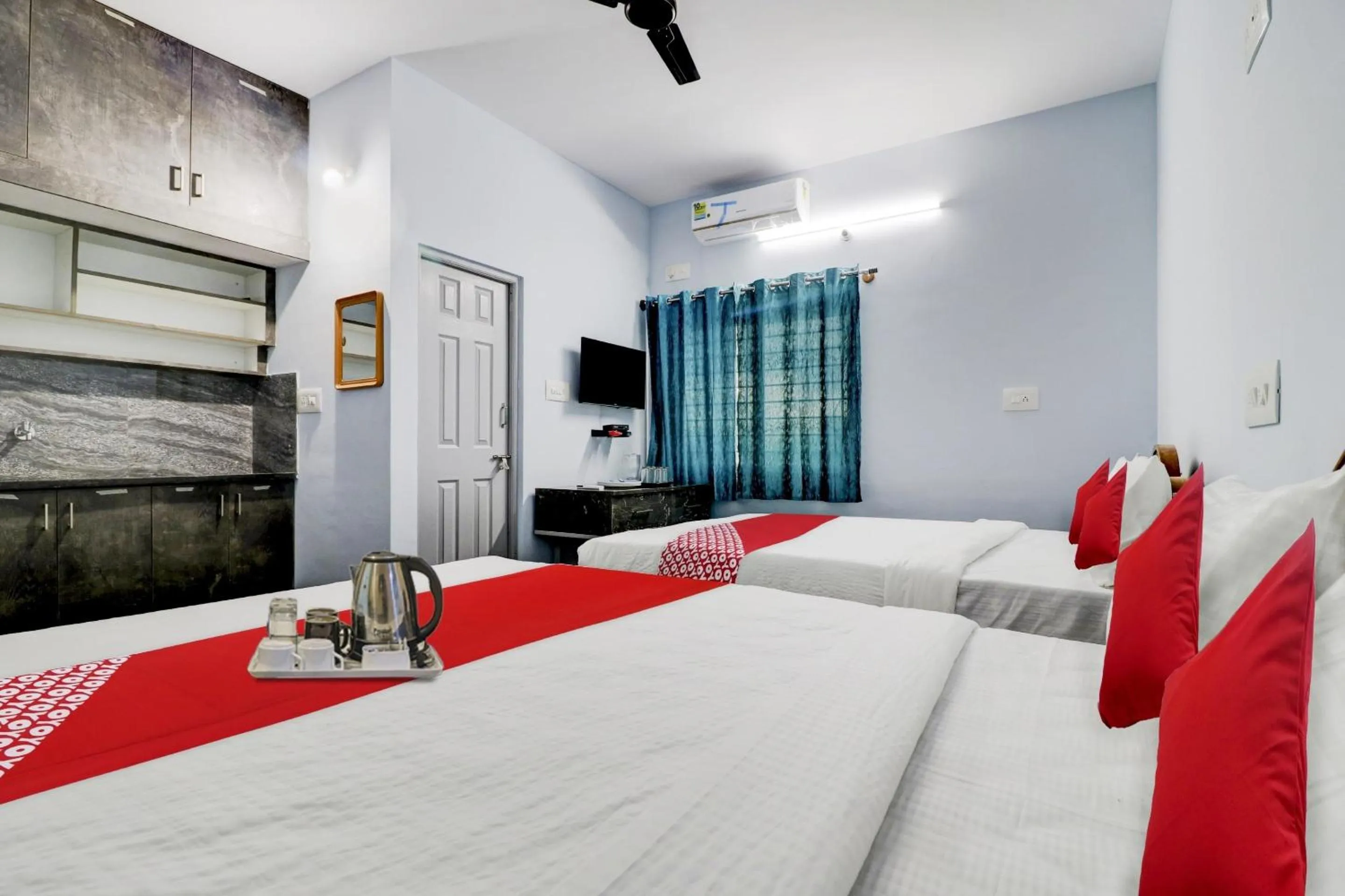 Bedroom in Hotel O BS Residency