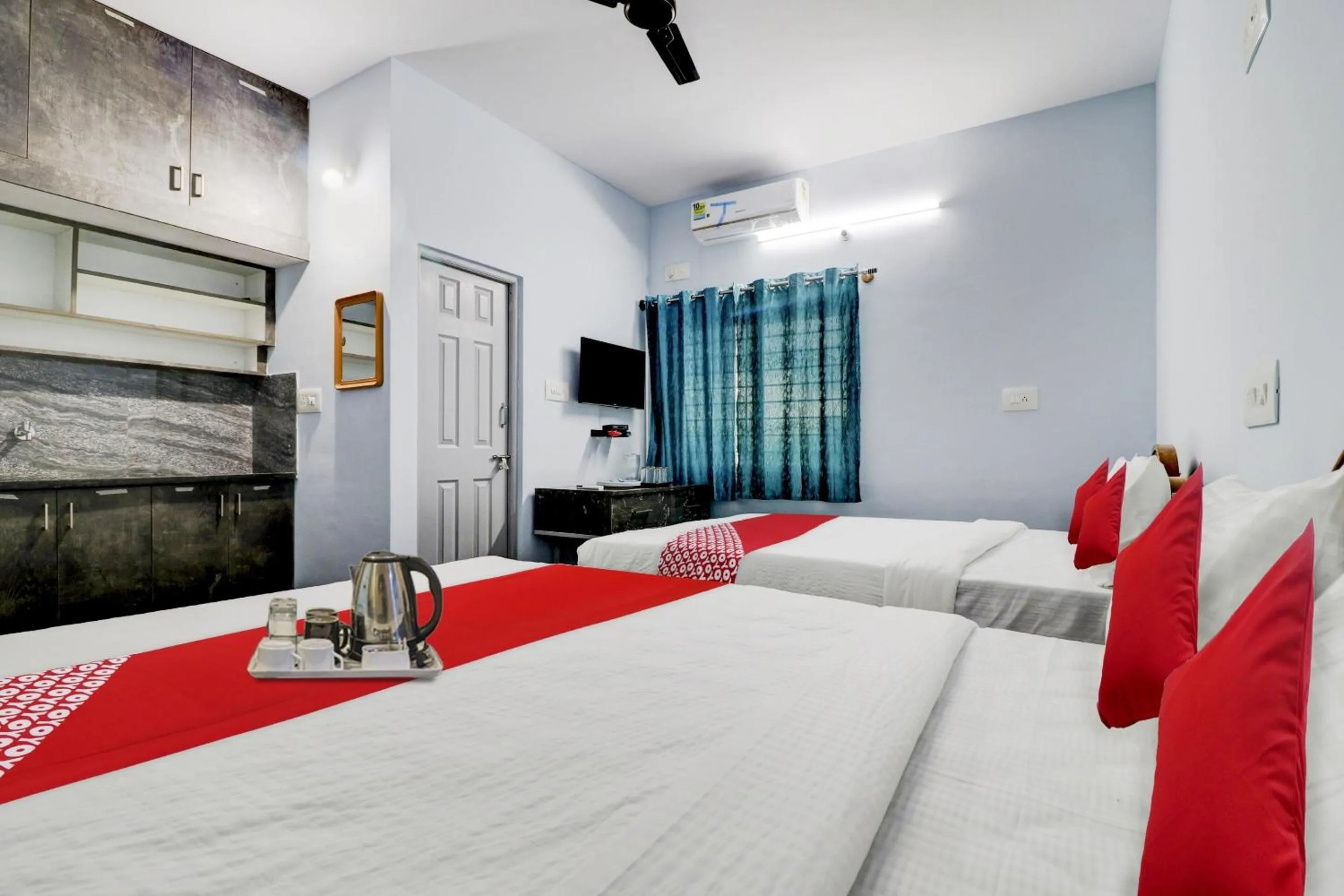 Bedroom in Hotel O BS Residency