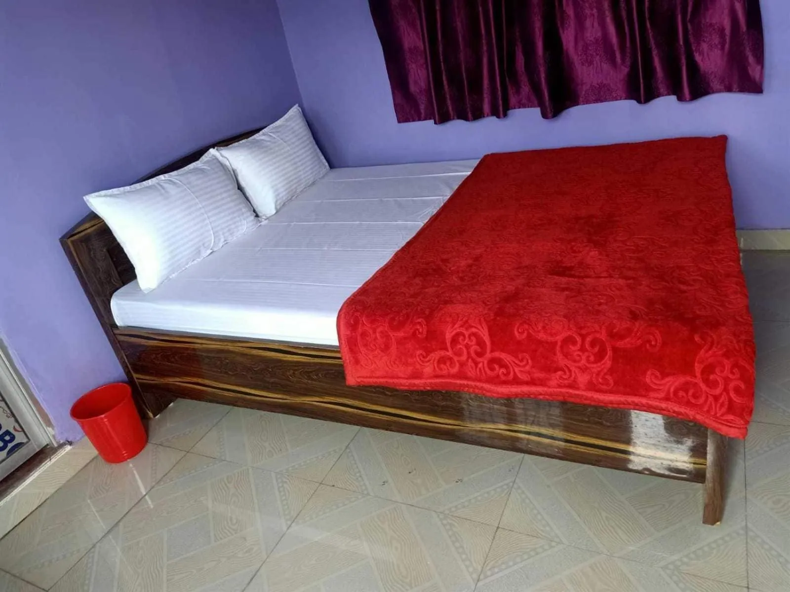 Bedroom in HOTEL O PRIYAL INn