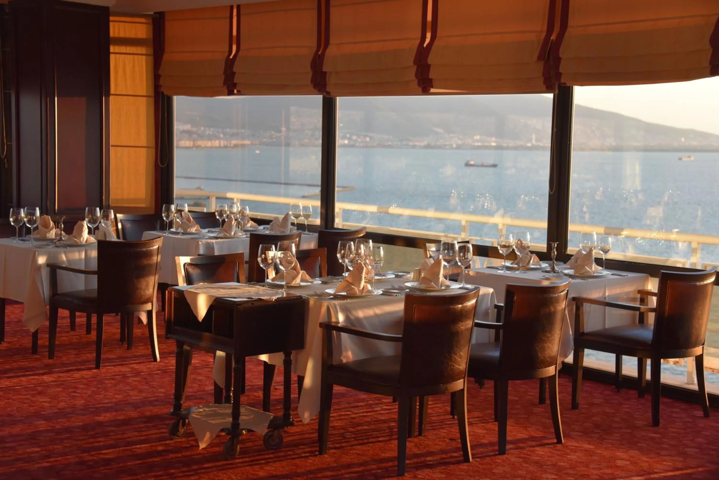 Restaurant/places to eat in Ege Palas