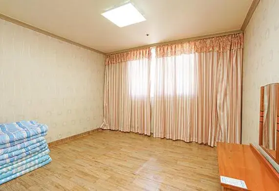 Koresco Chiak Mountain Condominium Koresco Chiak Mountain Condominium