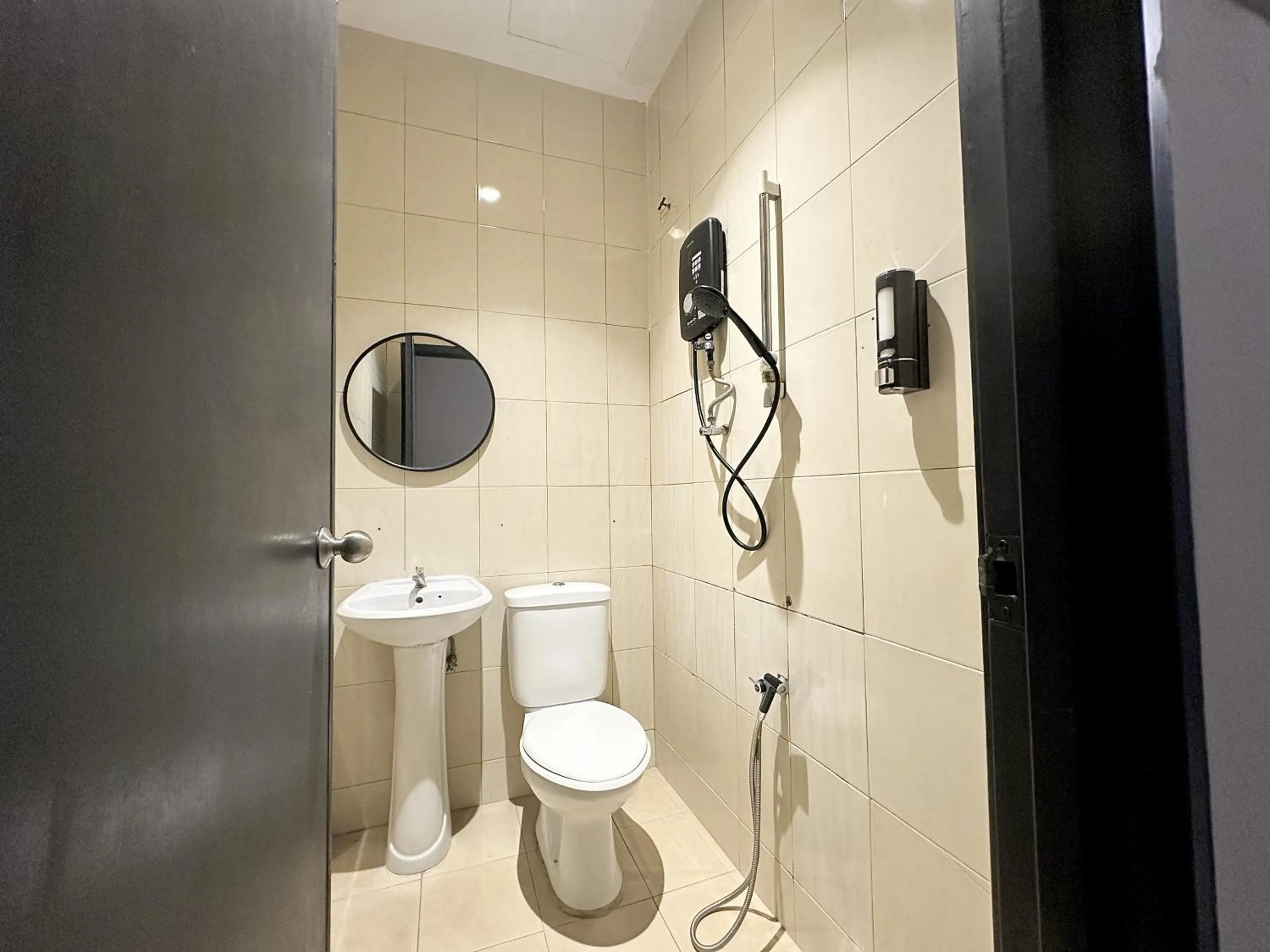 Shower in # Hashtag Hotel - Self Check in