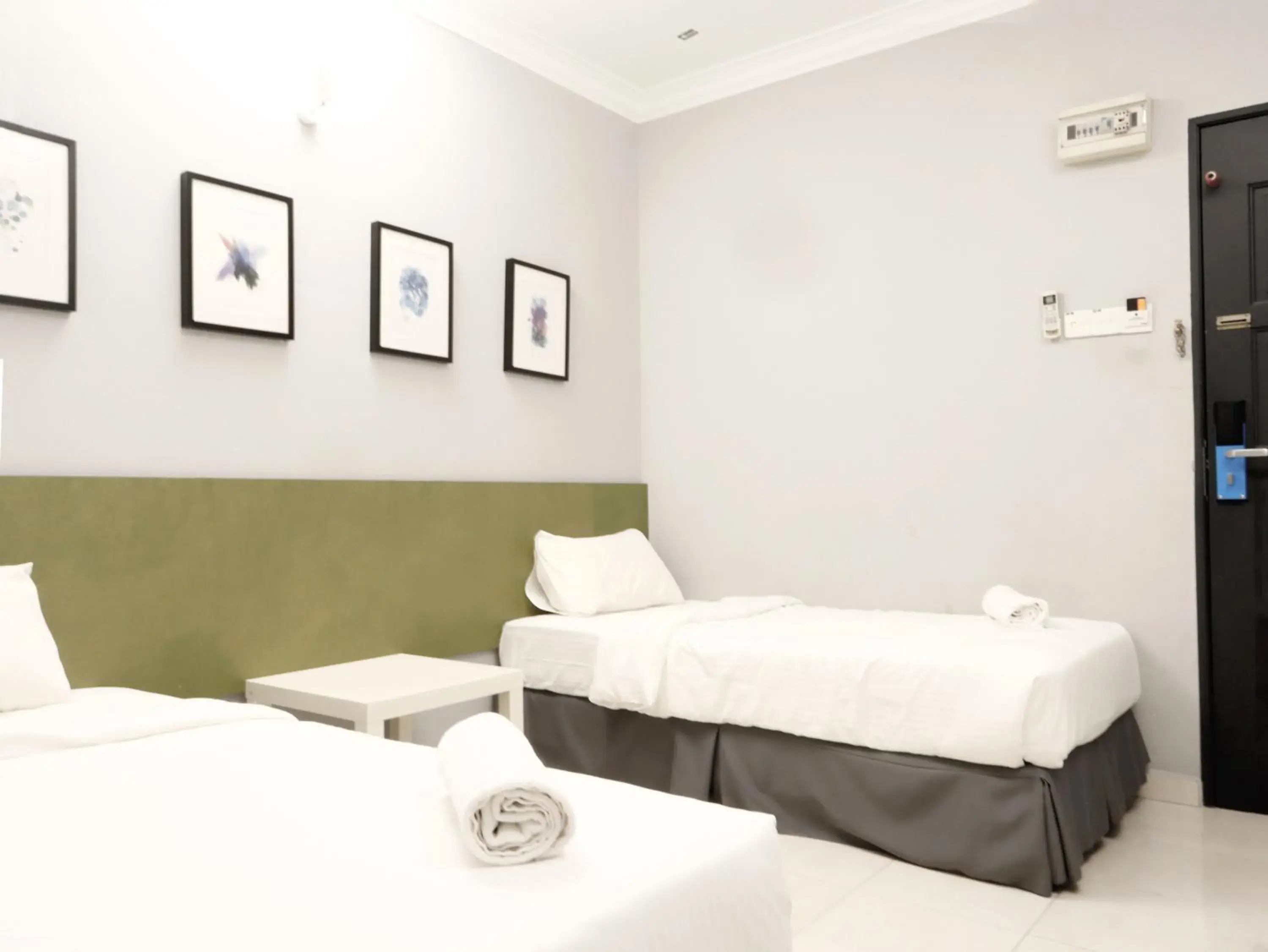 Bed in # Hashtag Hotel - Self Check in Bed in # Hashtag Hotel - Self Check in