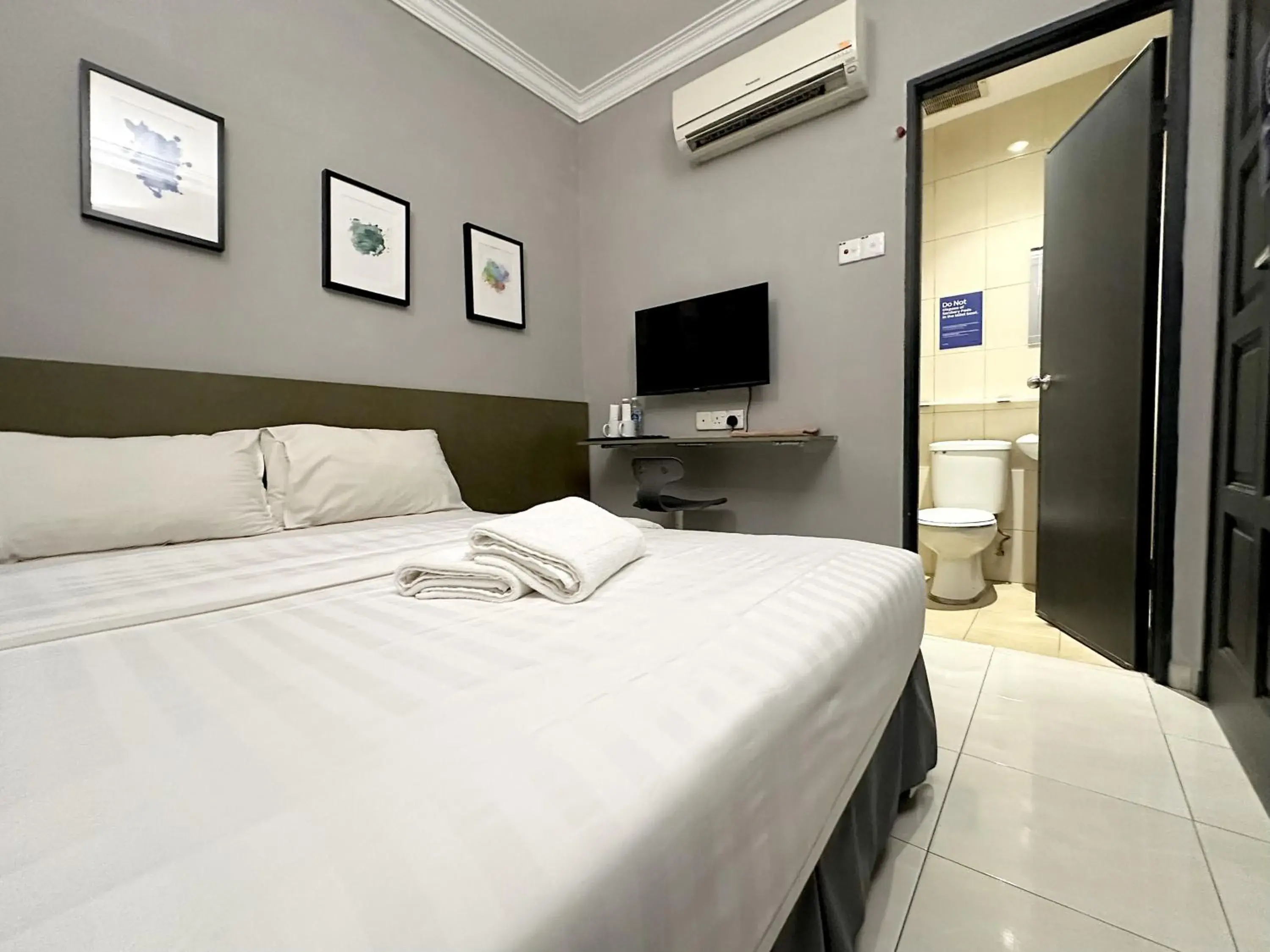 Bed in # Hashtag Hotel - Self Check in Bed in # Hashtag Hotel - Self Check in