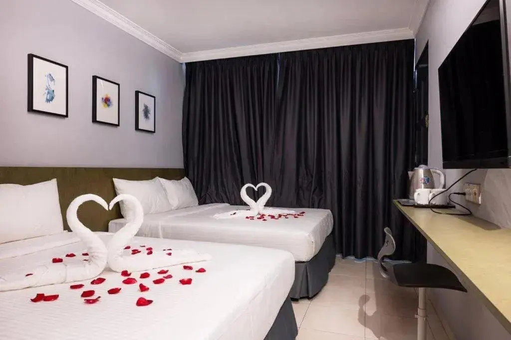 Bed in # Hashtag Hotel - Self Check in Bed in # Hashtag Hotel - Self Check in