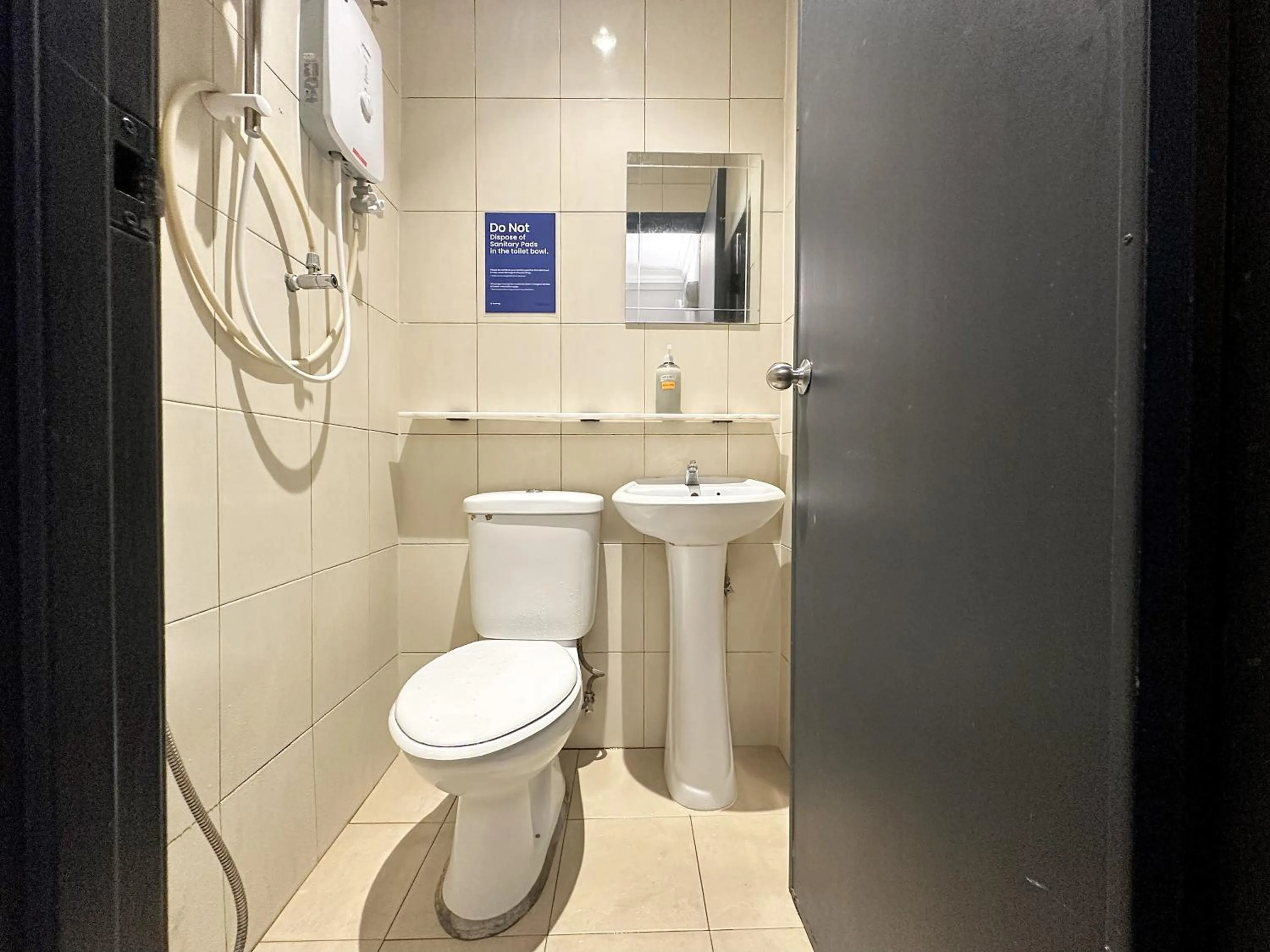 Shower in # Hashtag Hotel - Self Check in