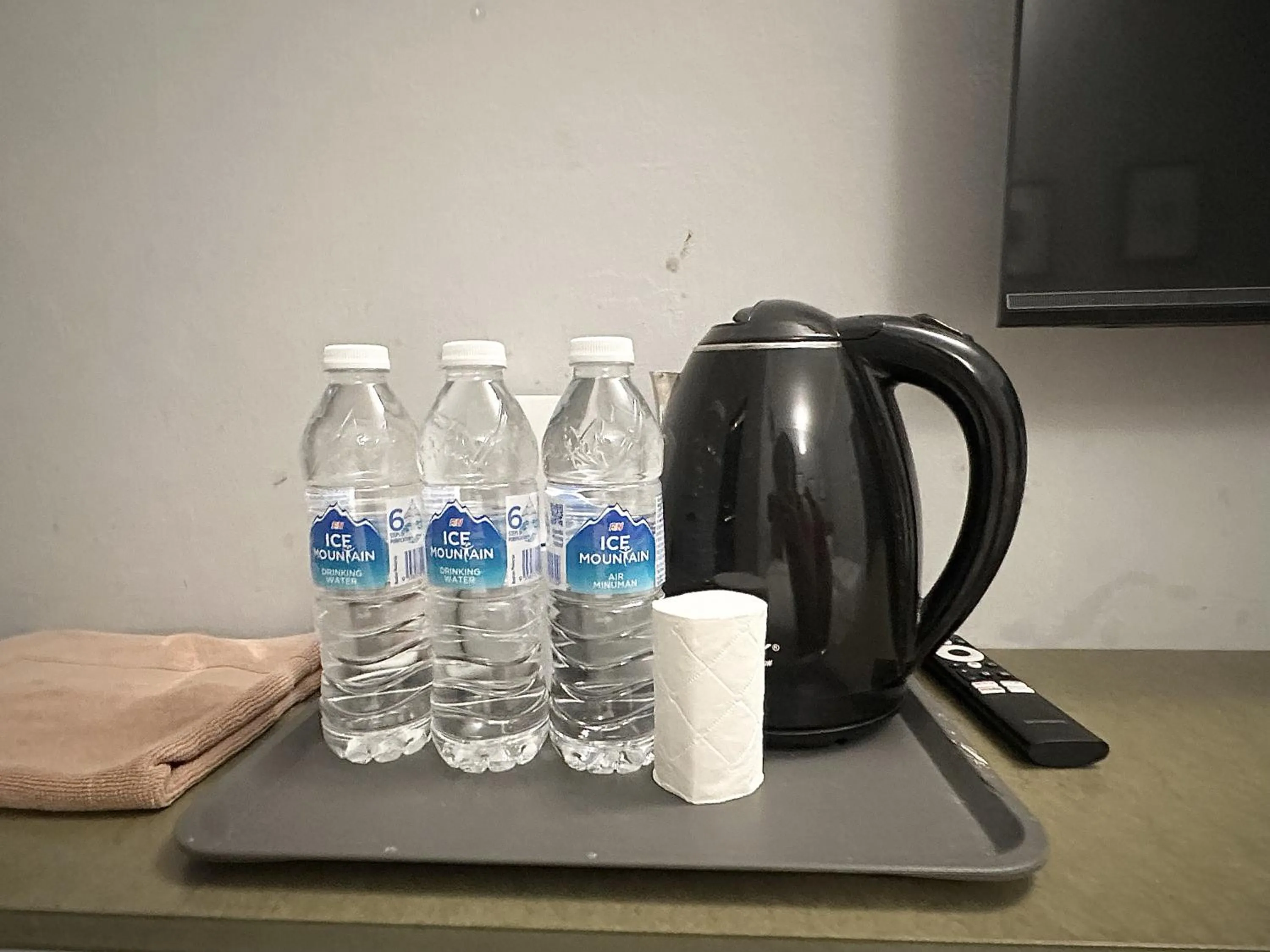 Drinks in # Hashtag Hotel - Self Check in