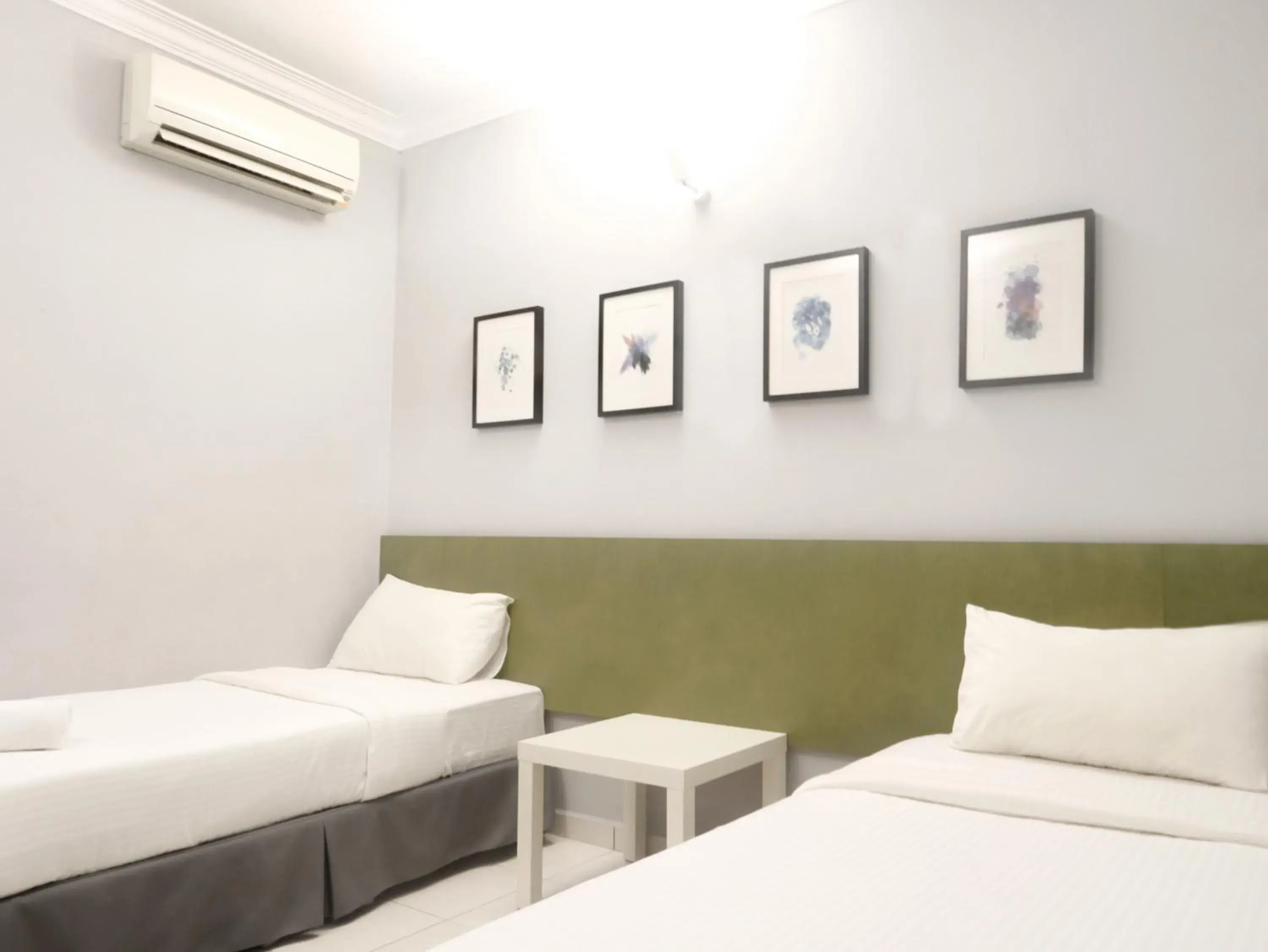 Bed in # Hashtag Hotel - Self Check in Bed in # Hashtag Hotel - Self Check in