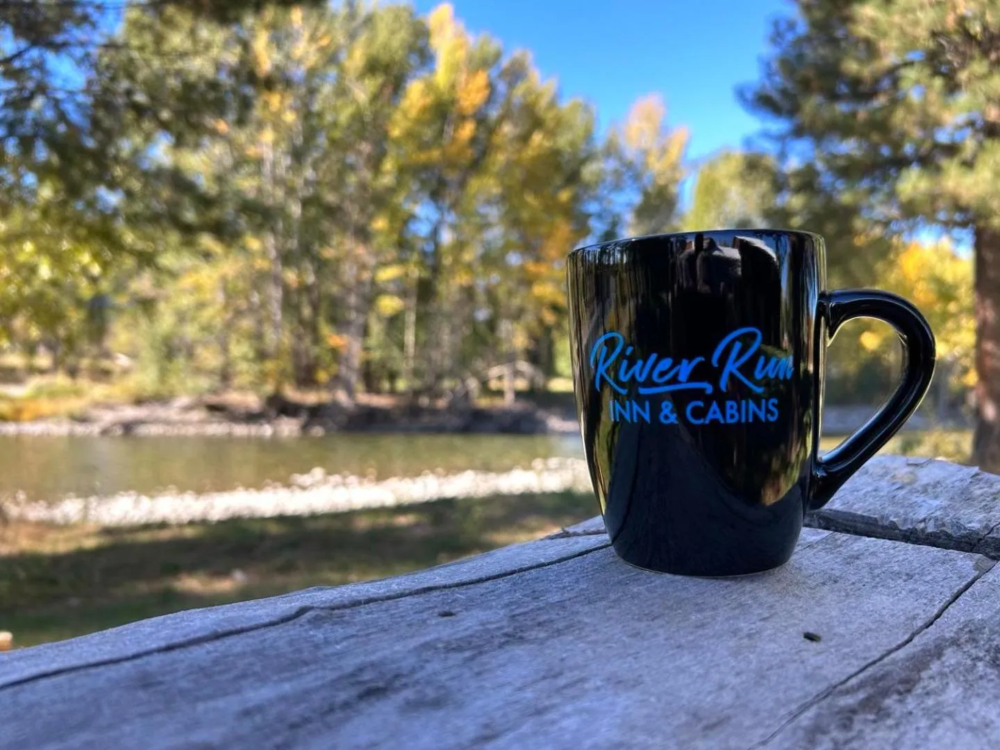 Coffee/tea facilities in River Run Inn