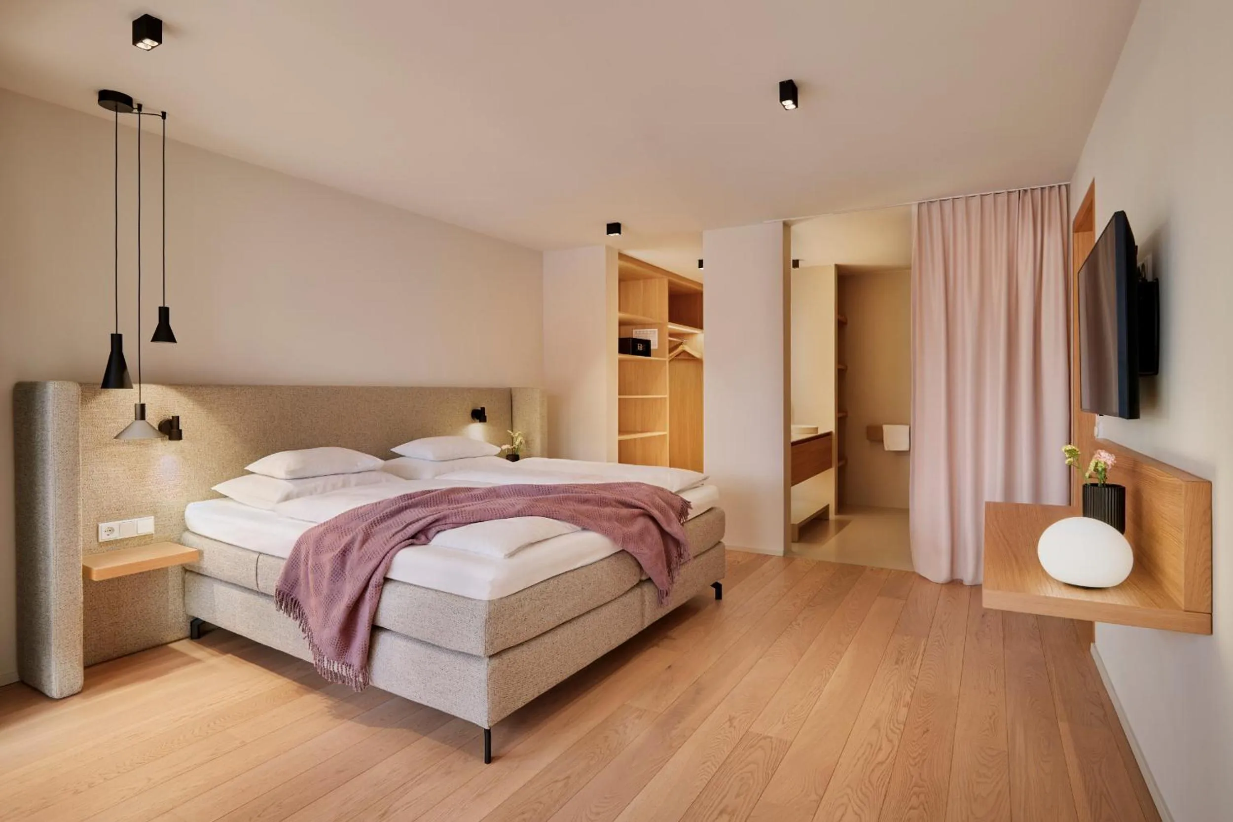 Bedroom, Bed in Haven Mountain Retreat