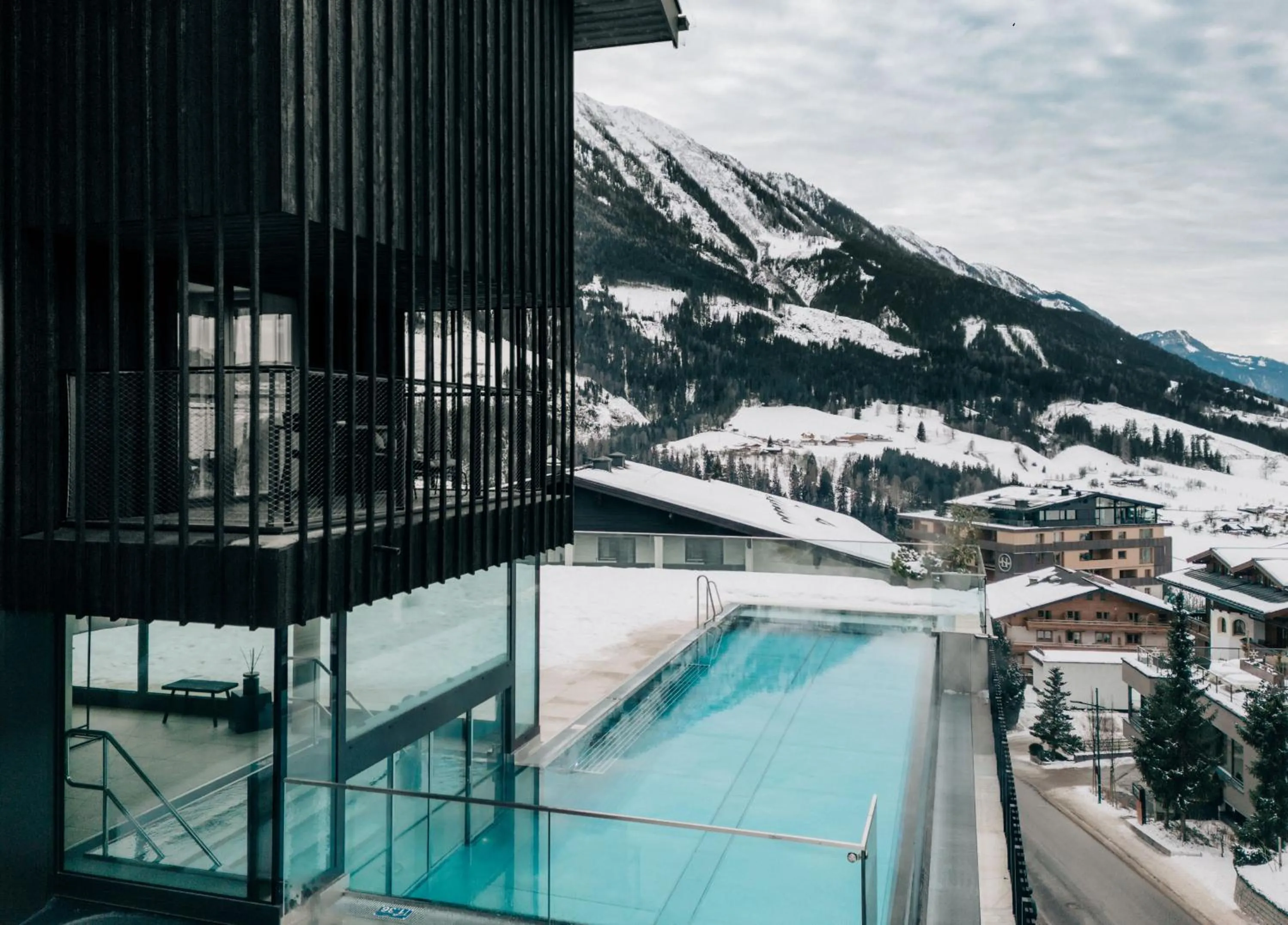 Swimming pool in Haven Mountain Retreat