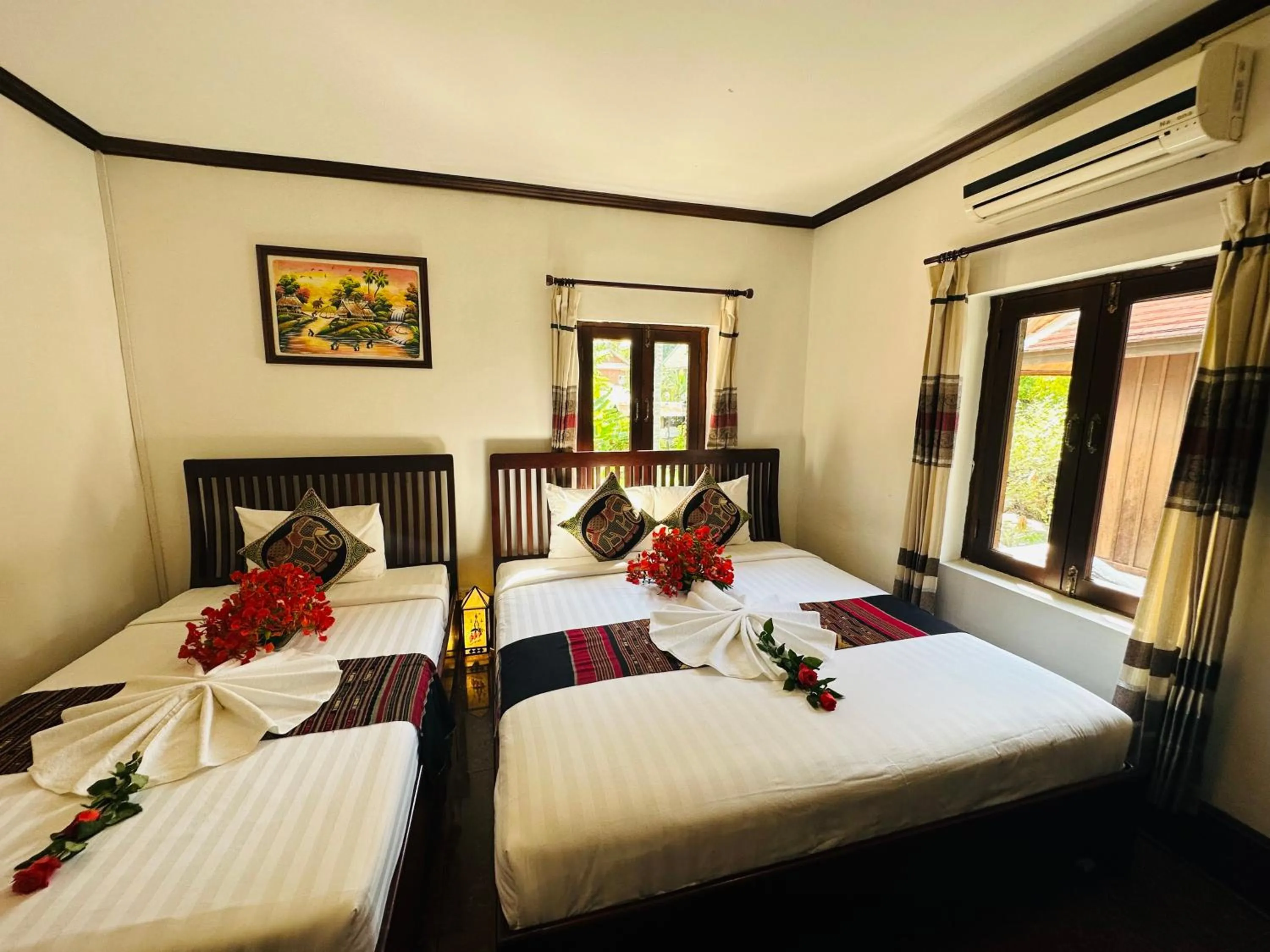 Bed in Thatsaphone Hotel