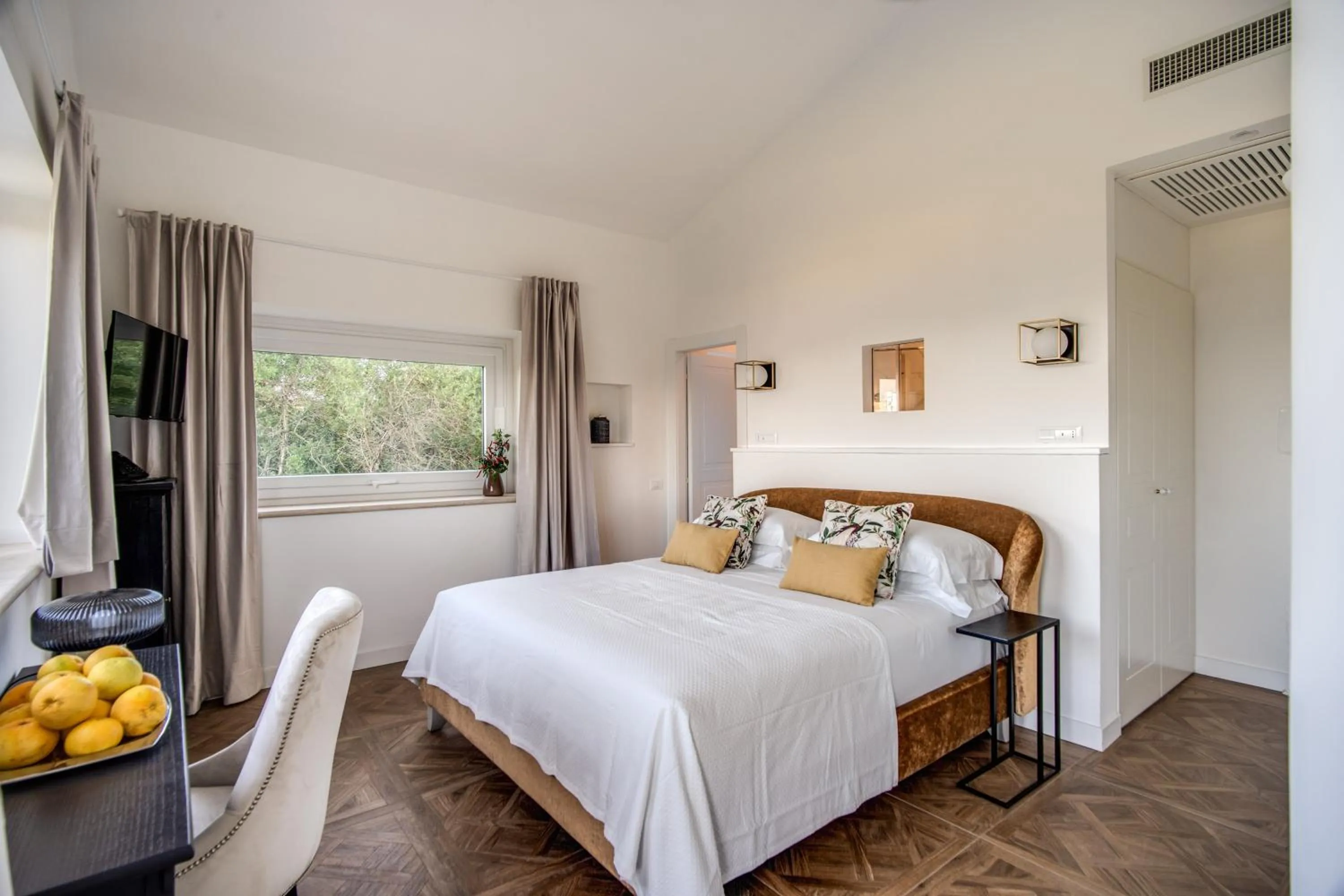 Bed in Vigna Caio Relais & Spa