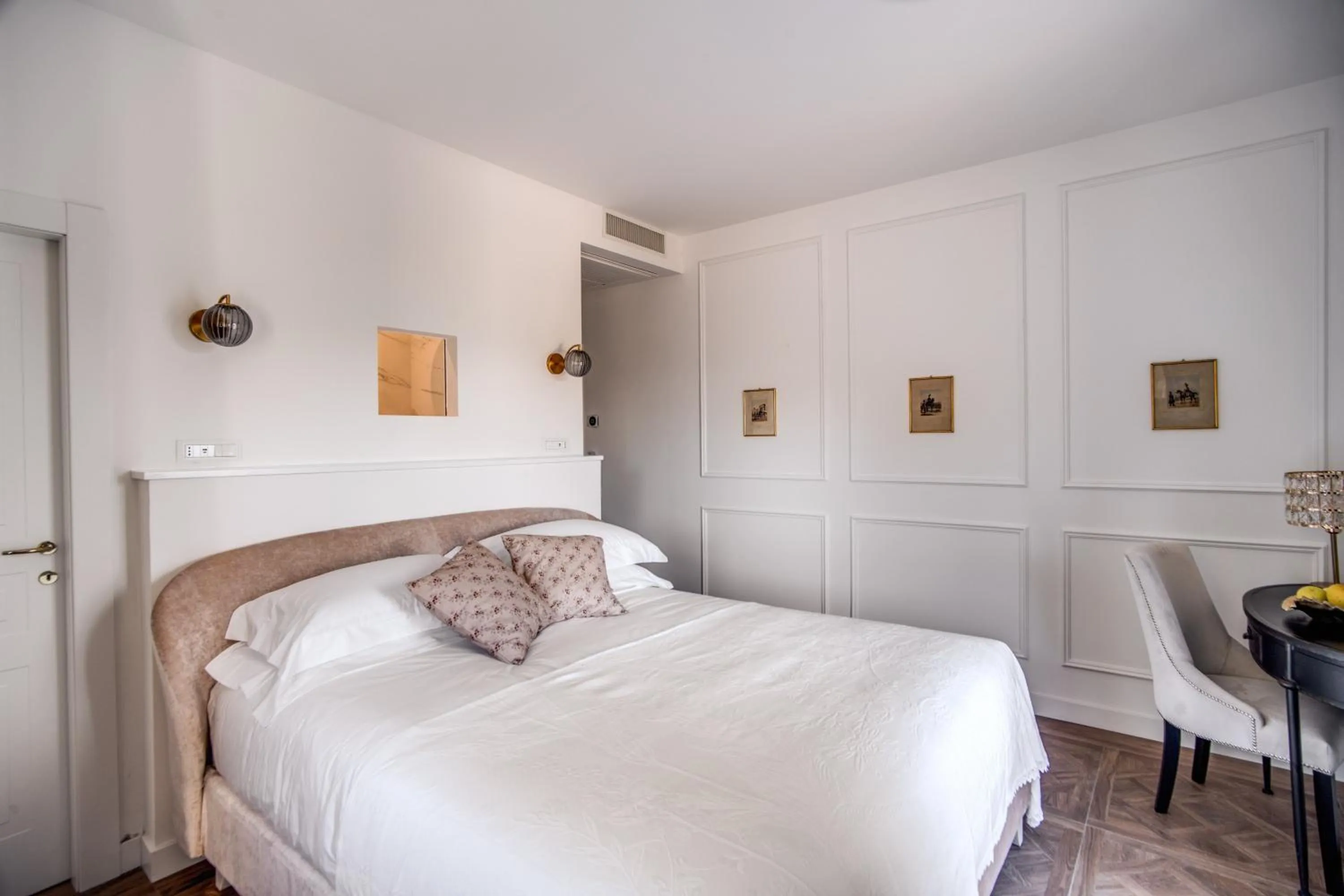 Bed in Vigna Caio Relais & Spa