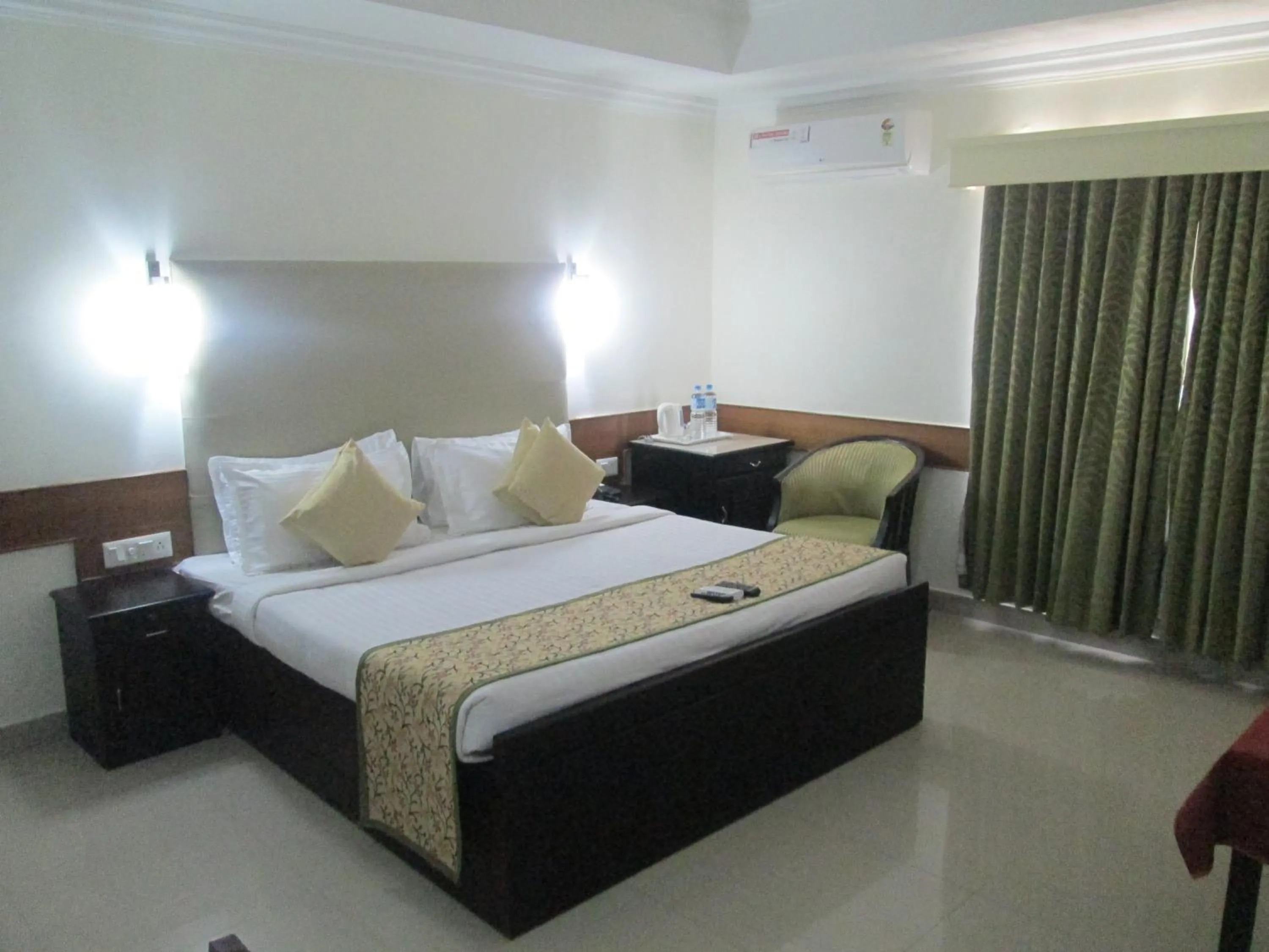 Bed in Paray Village County