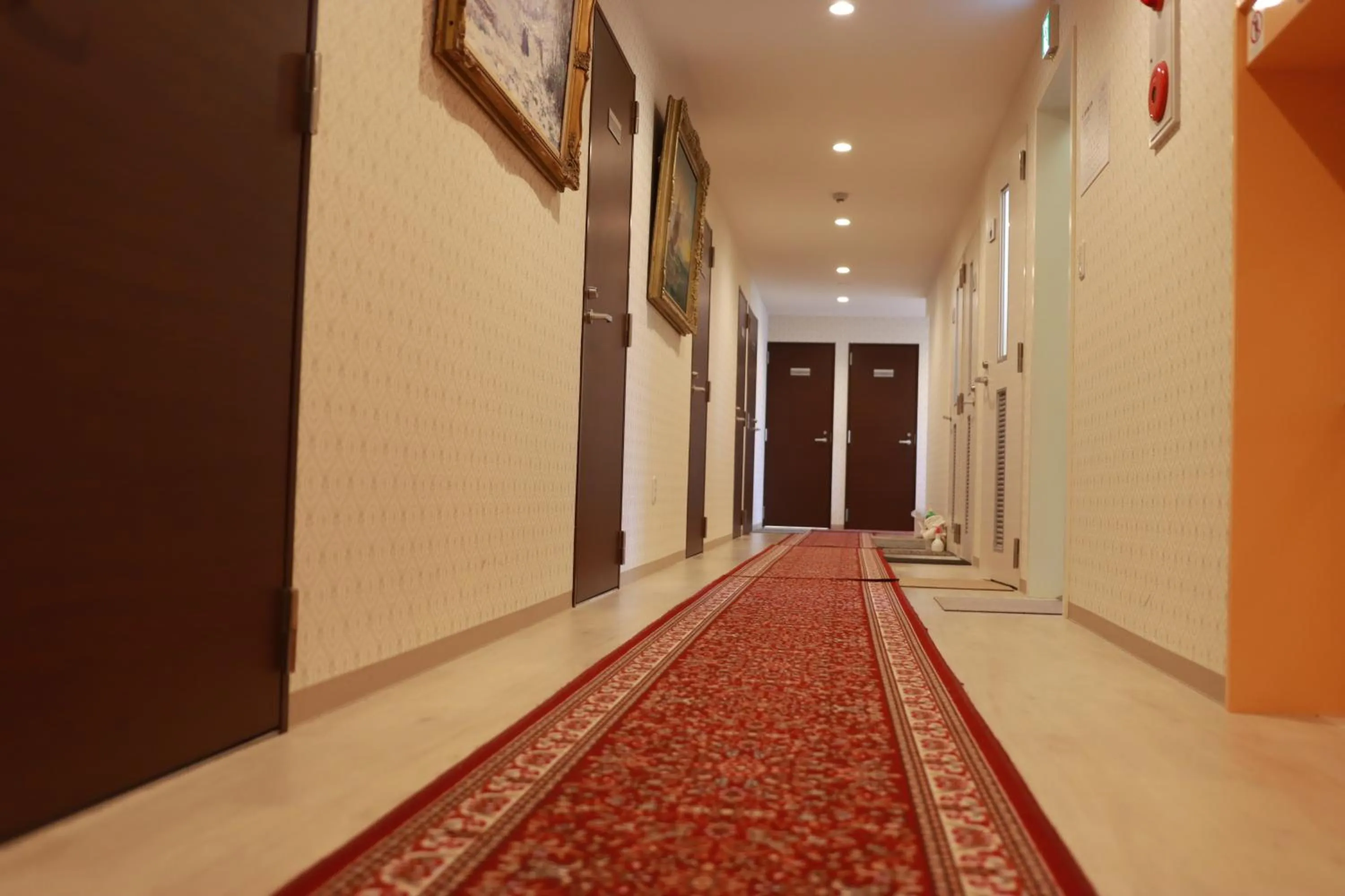 Tokyo Guest House 2020