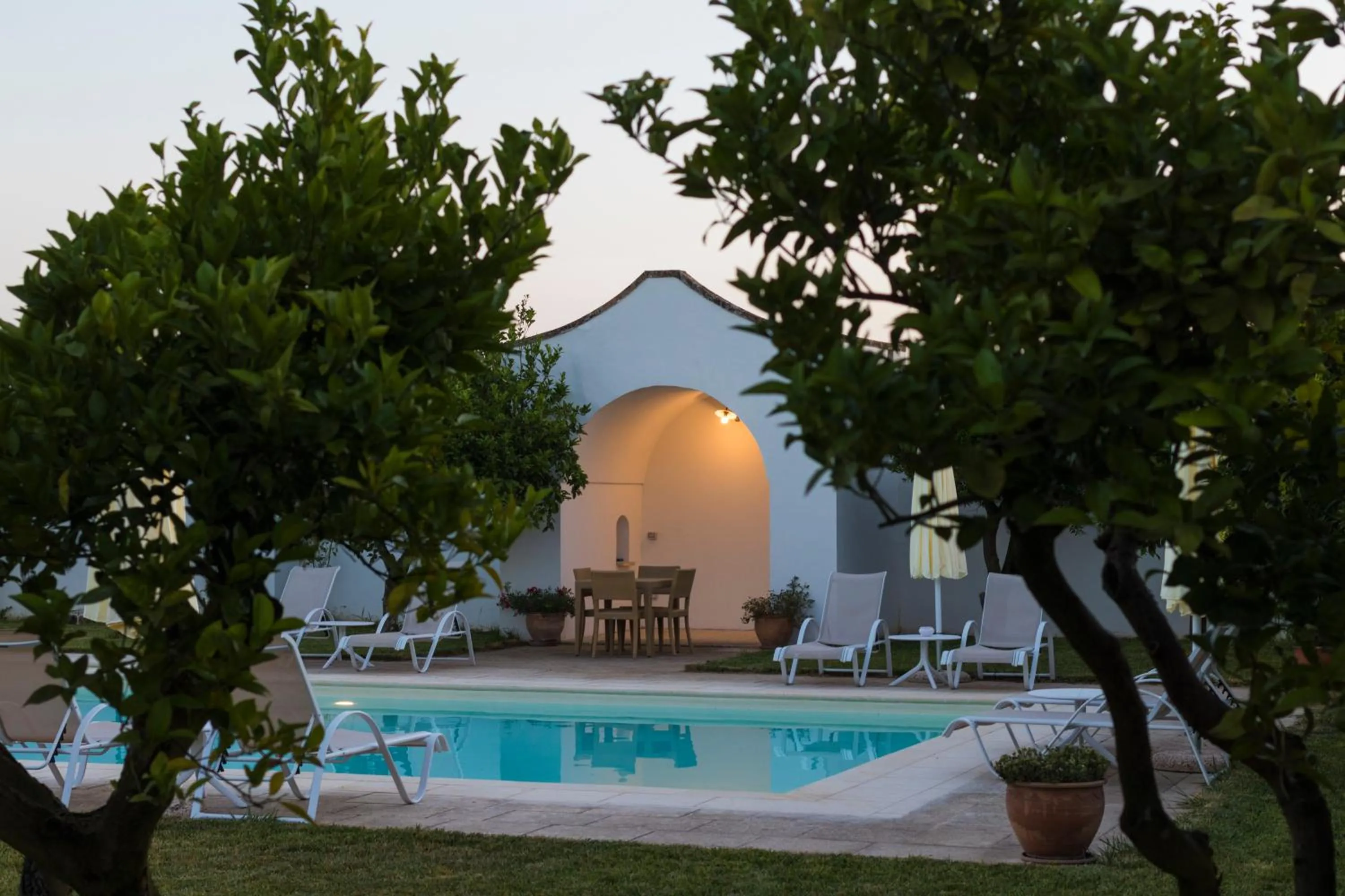 Pool view in Casina Bardoscia