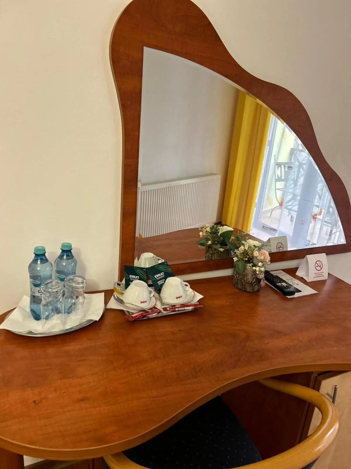 Photo of the whole room in Vila Condor