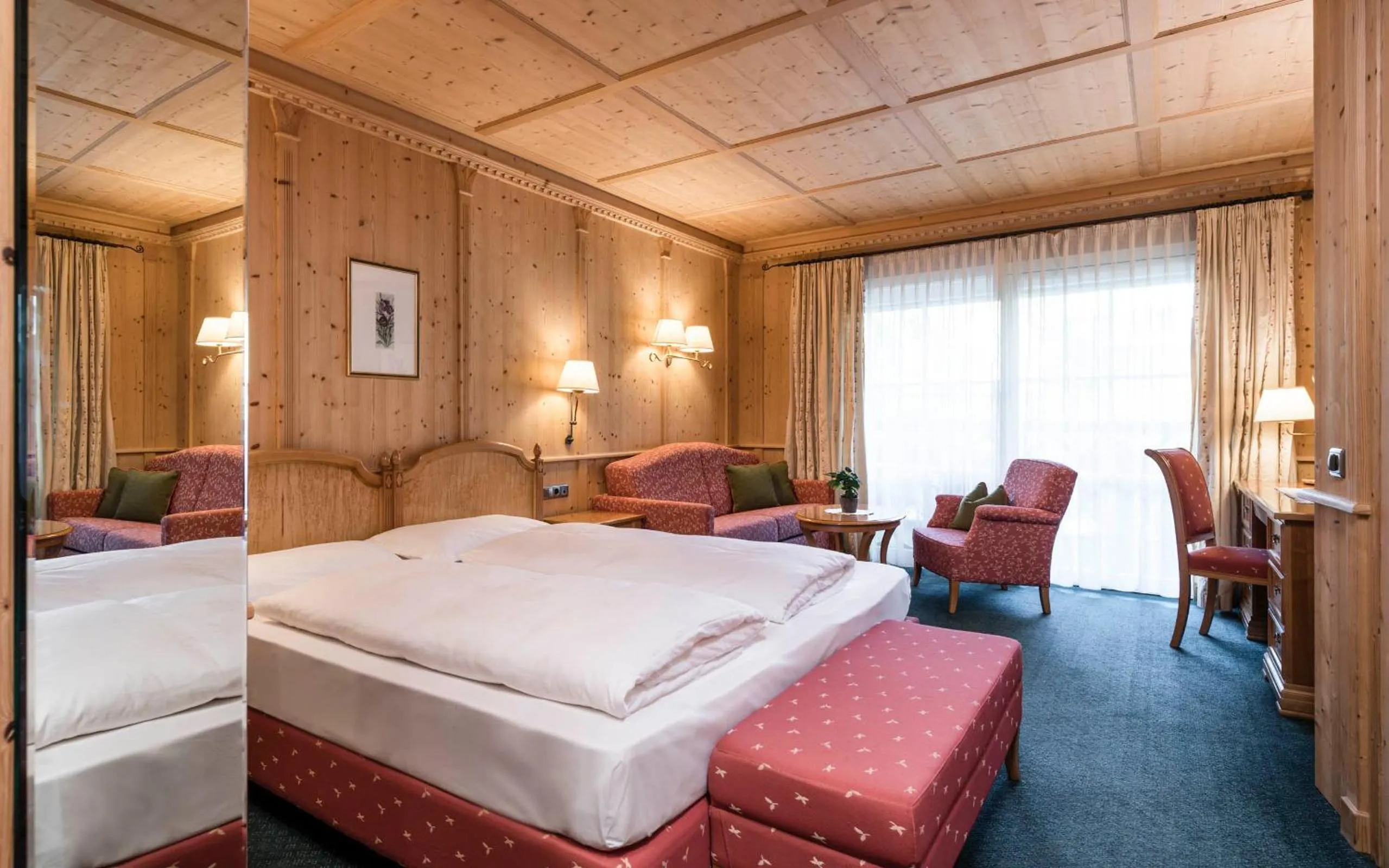 Photo of the whole room, Bed in Hotel Grüner Baum