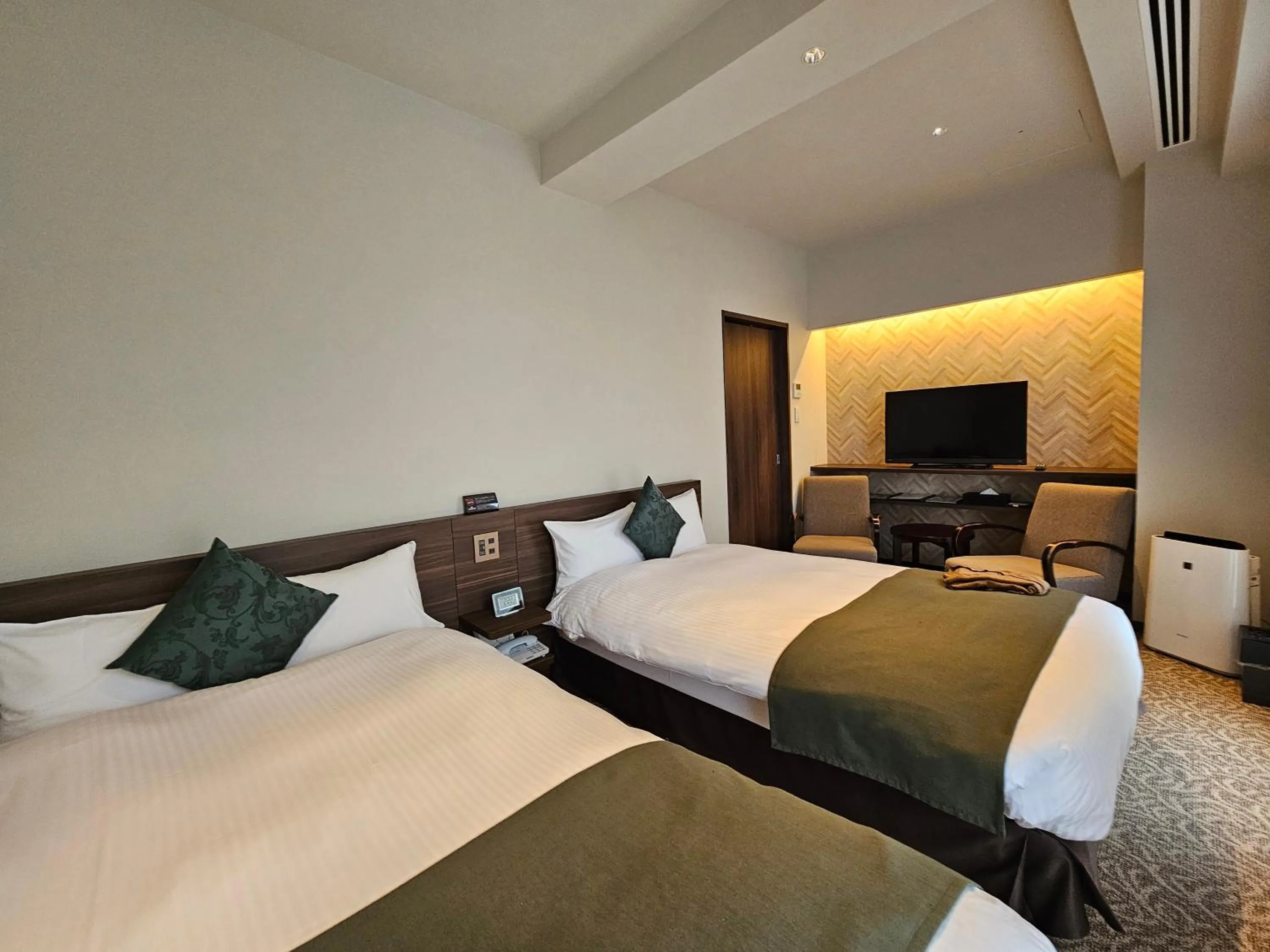 Photo of the whole room, Bed in Hotel Grand Vert Kyu Karuizawa