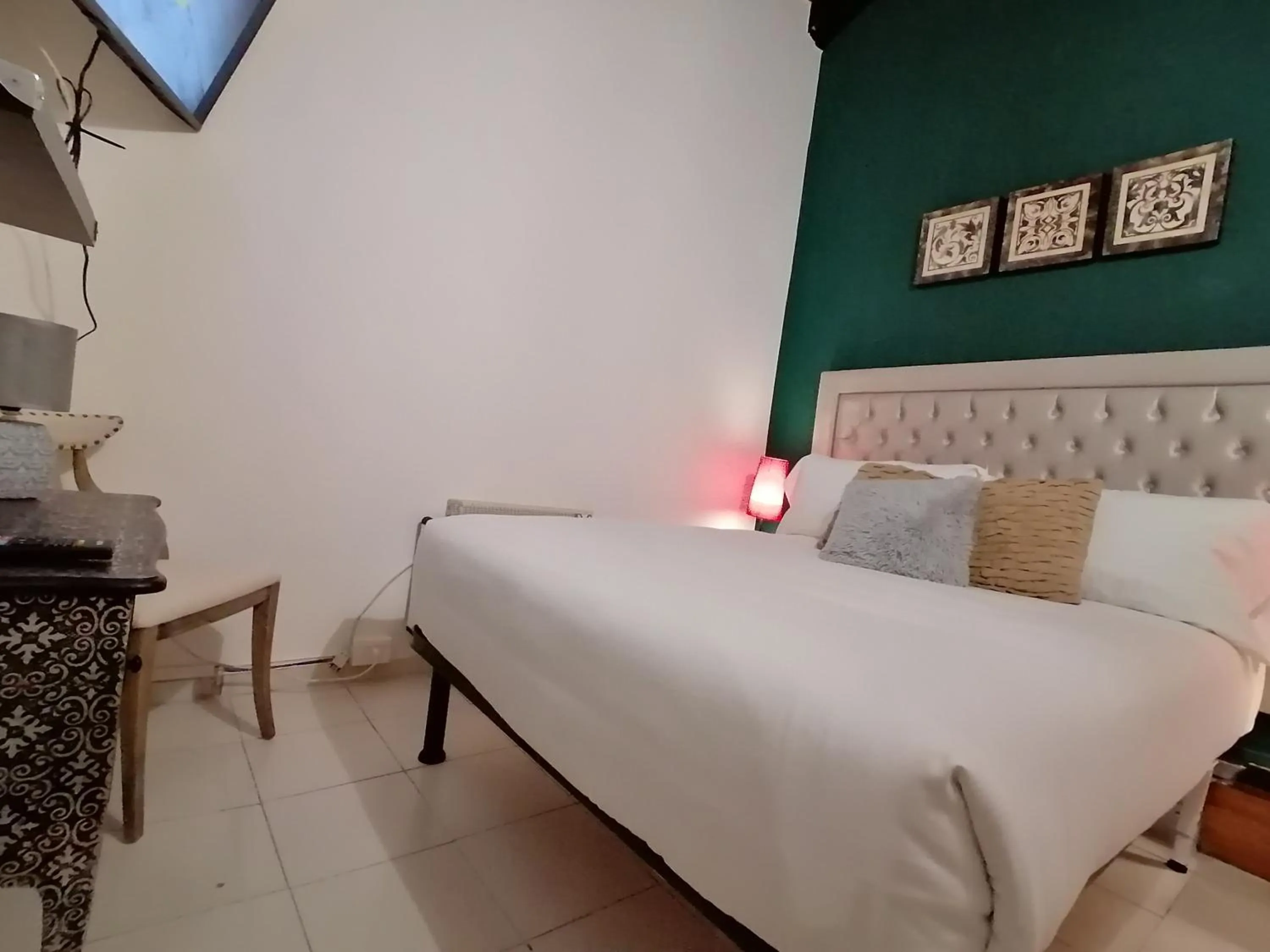 Bed in Mercanti Attic Version