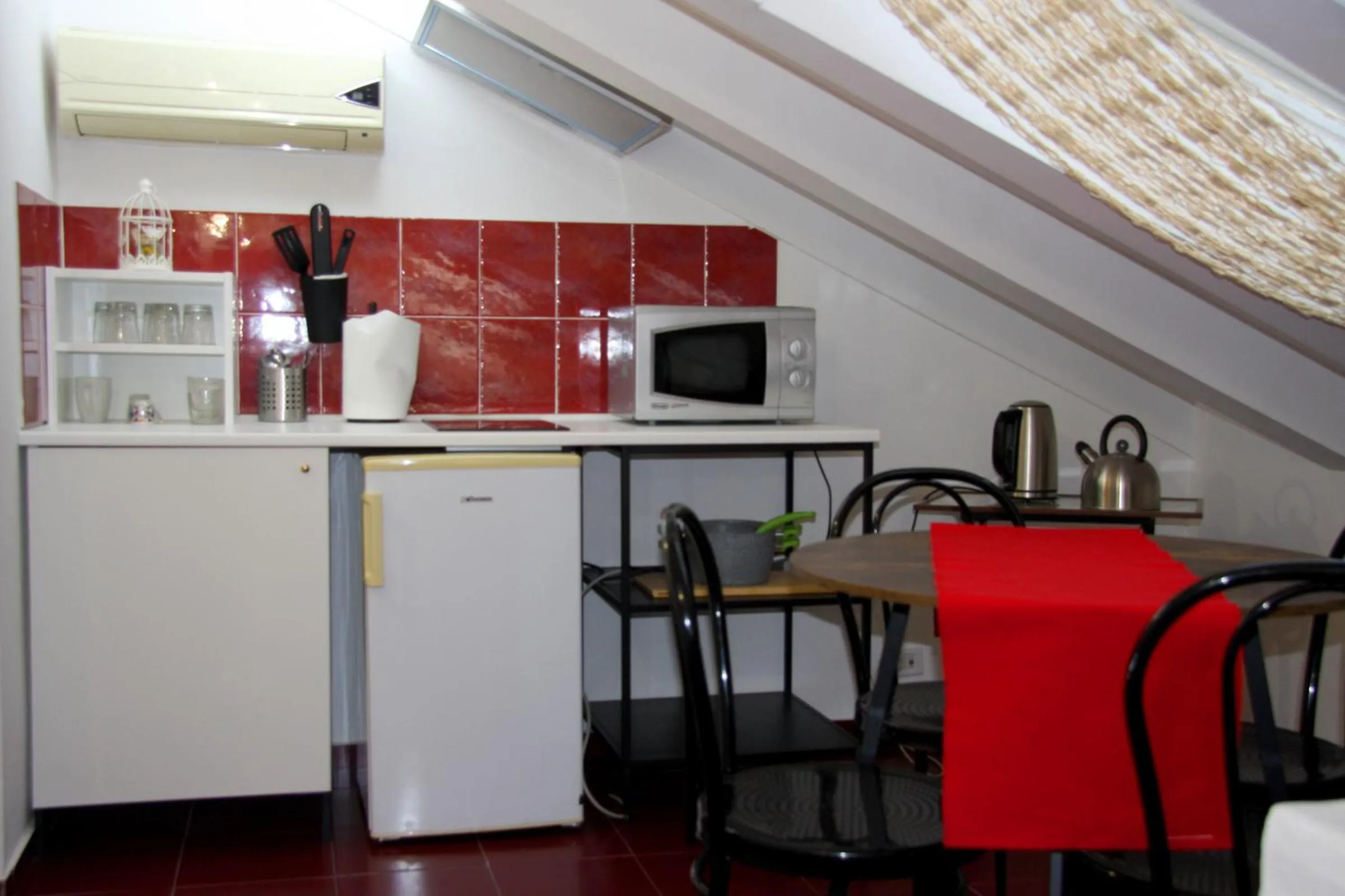 Kitchen or kitchenette in Mercanti Attic Version