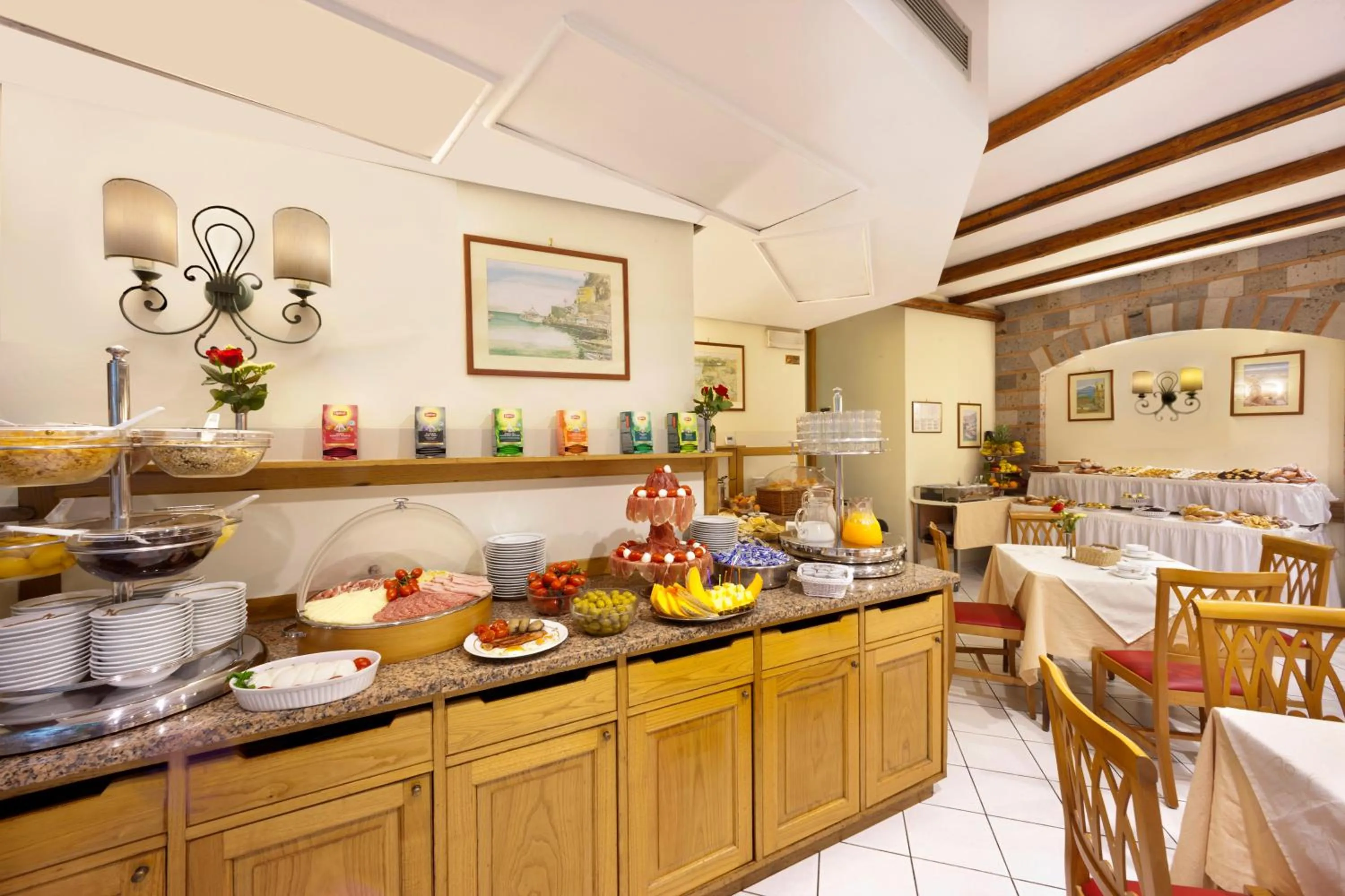 Breakfast in Hotel Del Mare