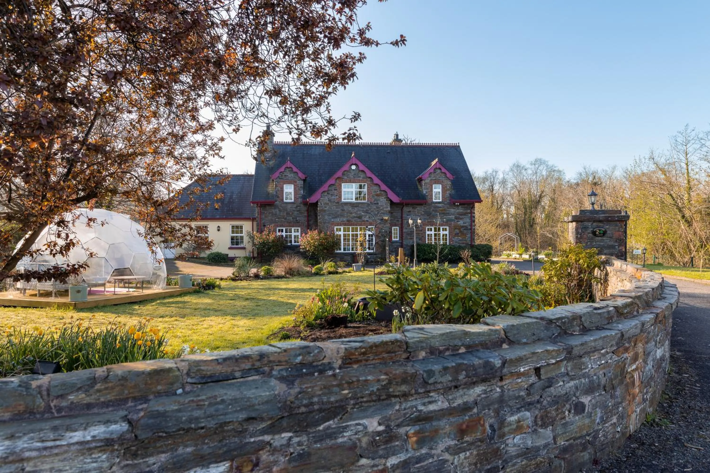 Property building in Rossclare Lodge