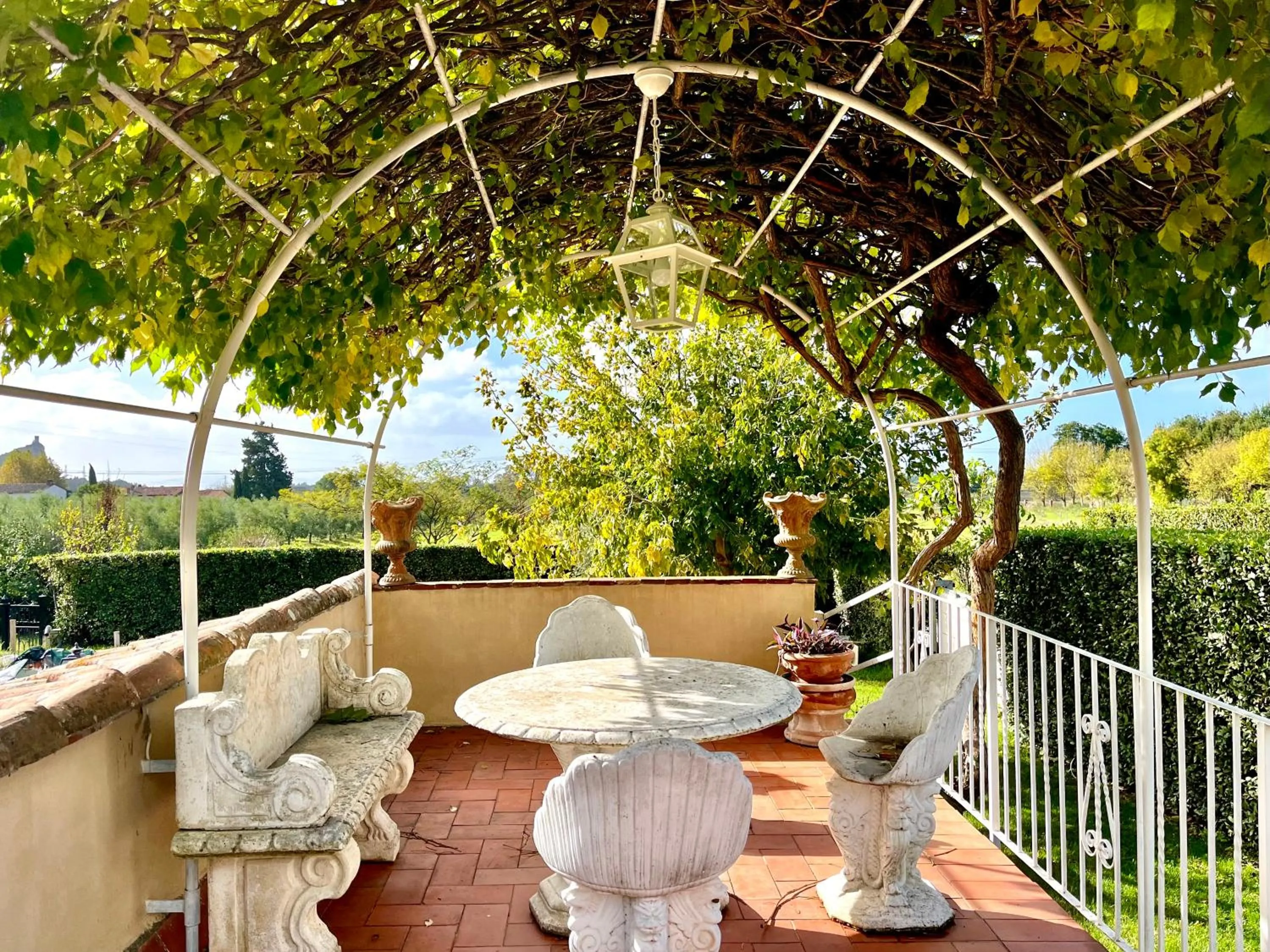 Patio in B&B Ninfeo dell' Arancera