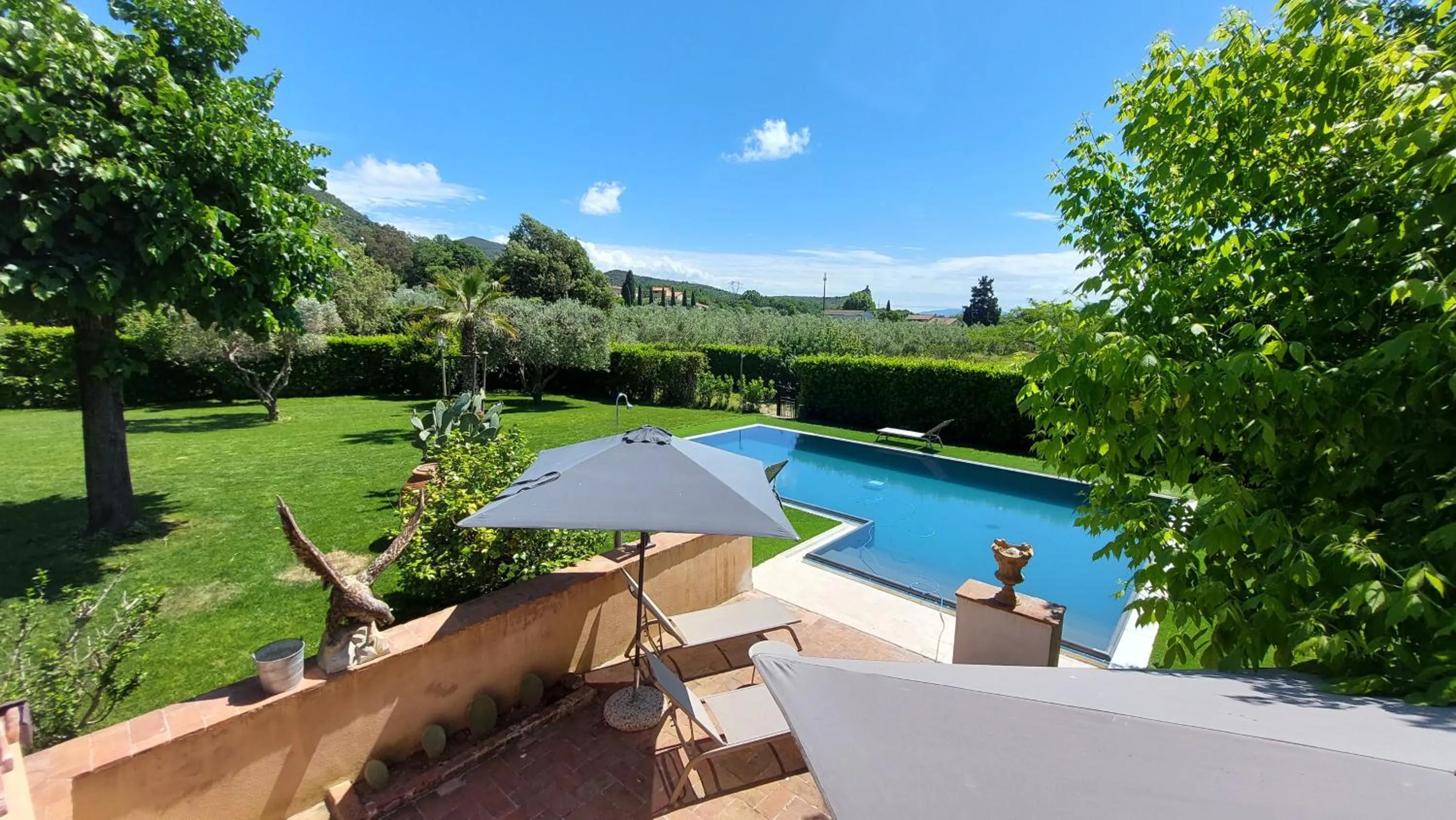 Swimming pool in B&B Ninfeo dell' Arancera