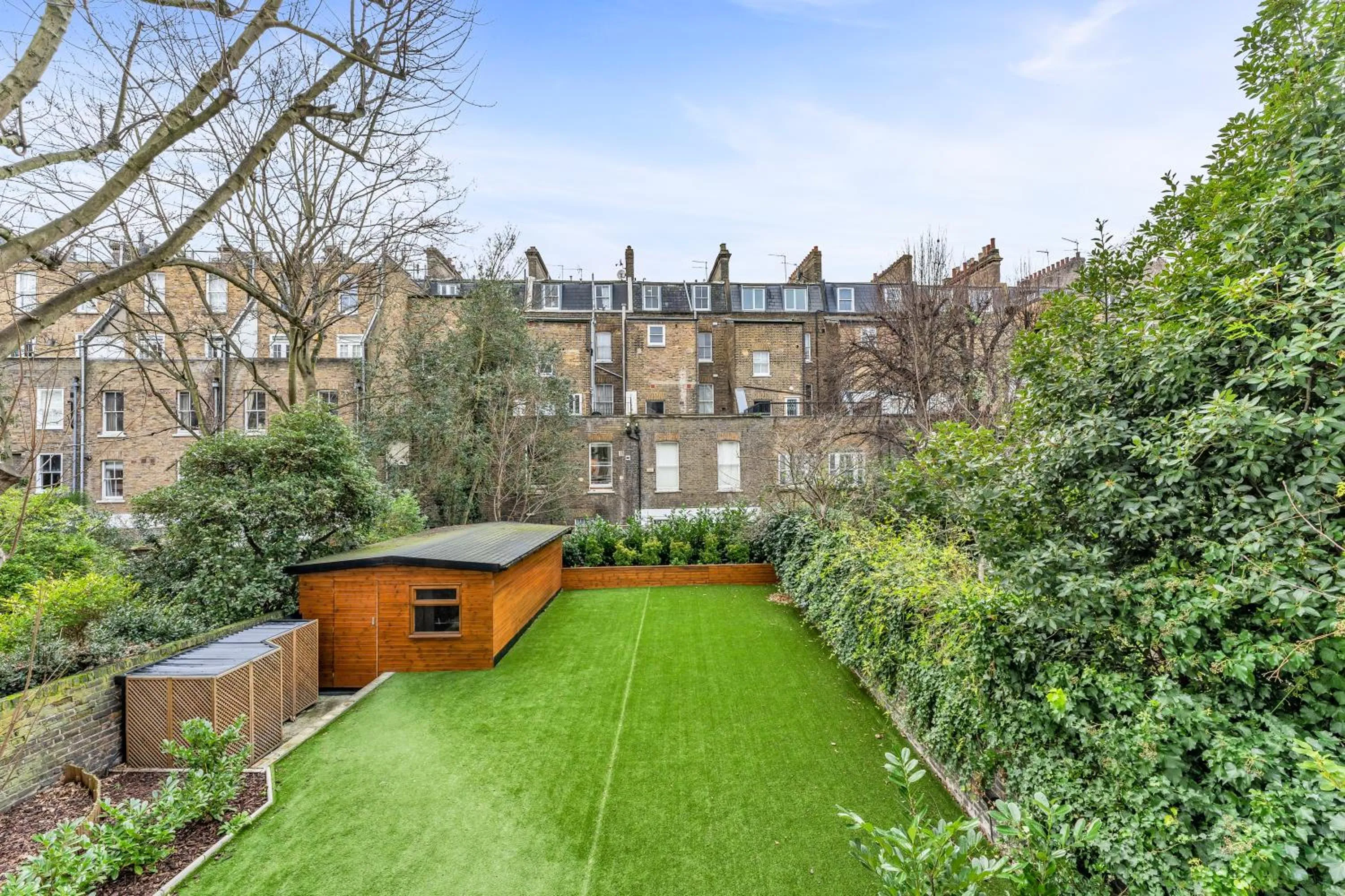 Garden View Deluxe Studio Suite in Cleveland Residences Chelsea