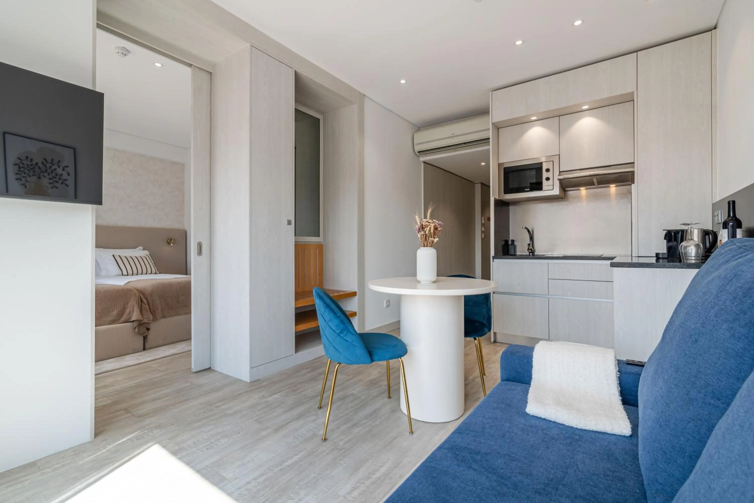 TV and multimedia in Smartr Porto Gaia & Spa