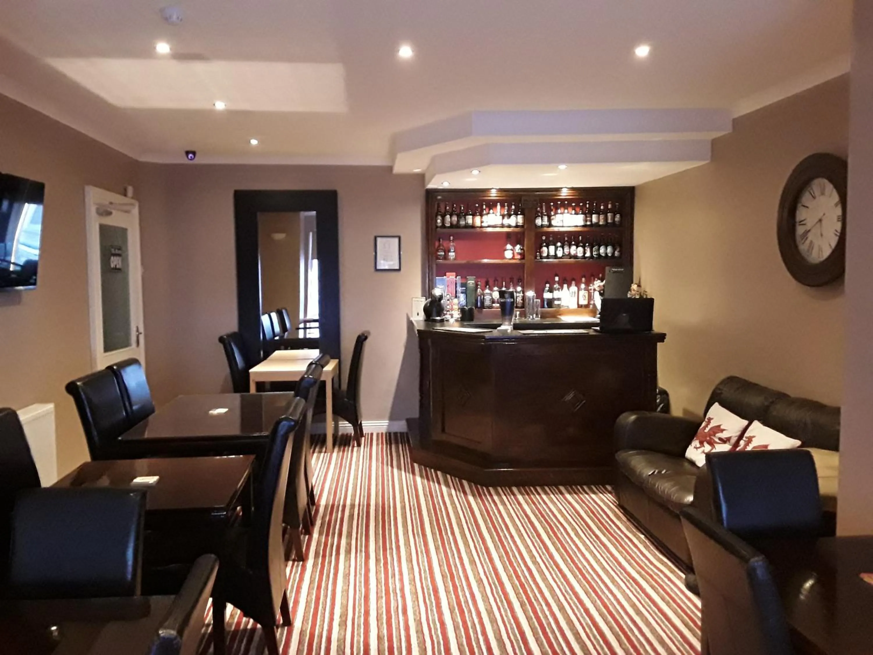 Drinks in Manchester House