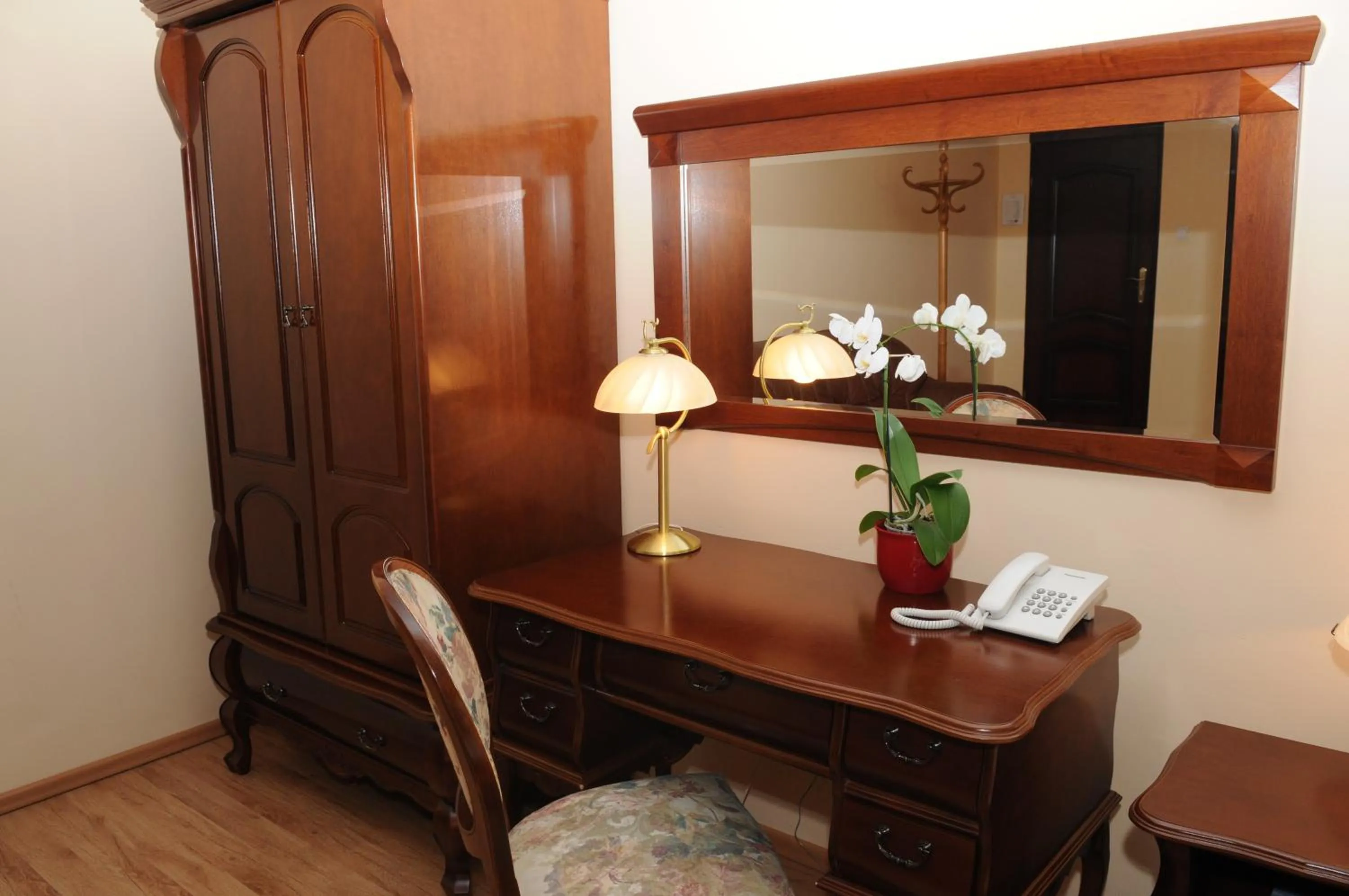 People in Hotel Gracja