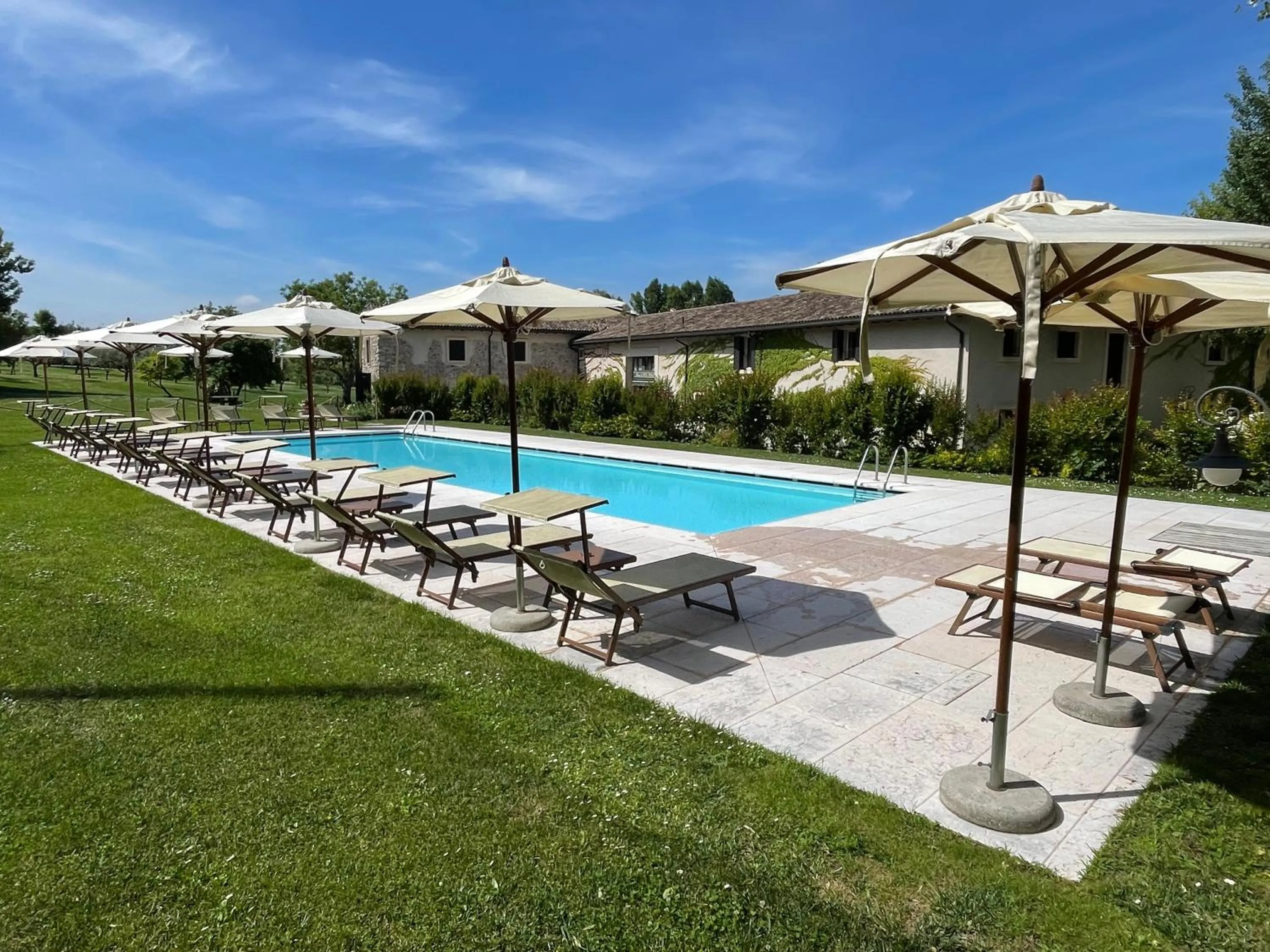 Garden view in Apartments Relais Corte Paradiso