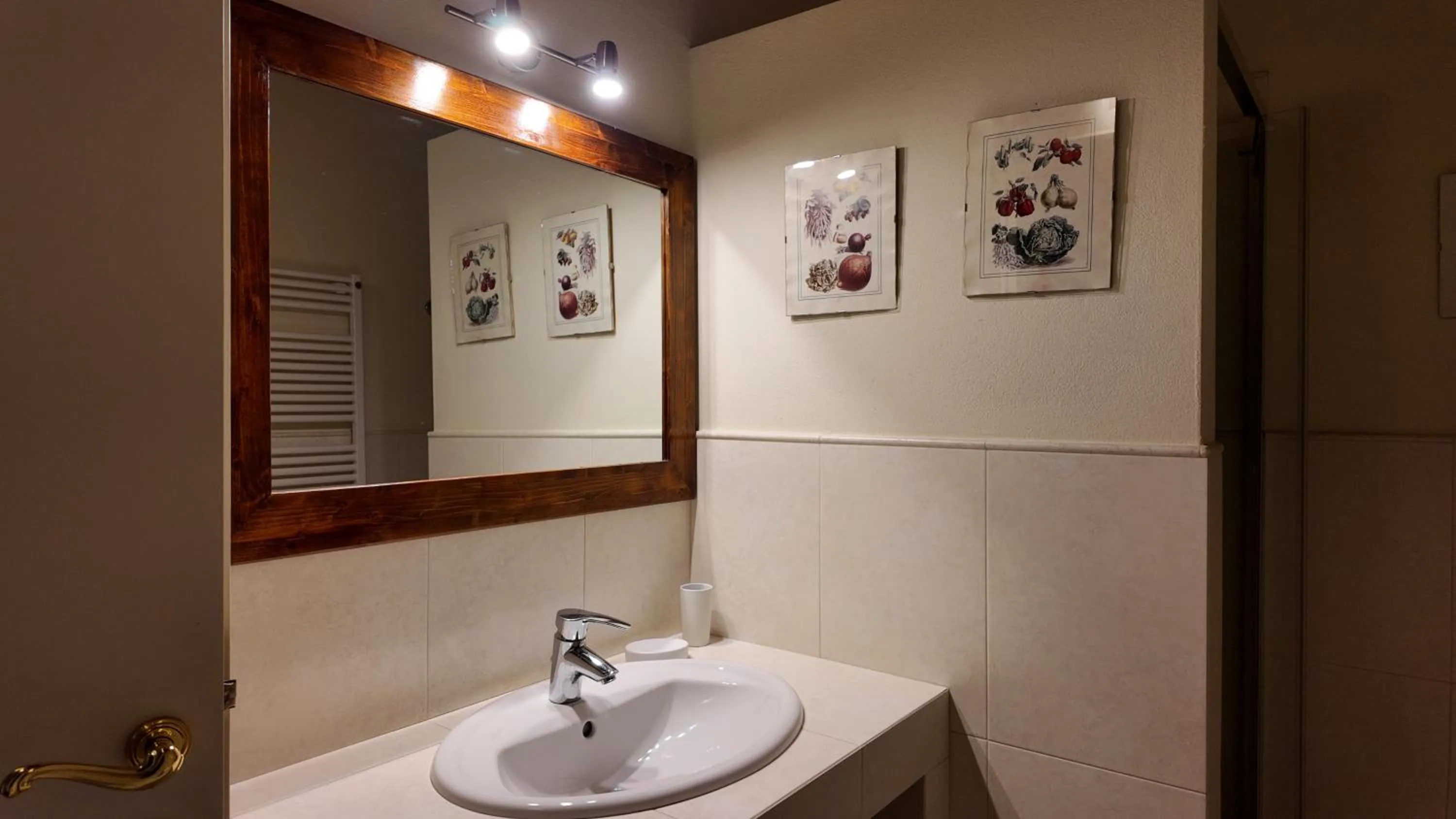 Bathroom in Apartments Relais Corte Paradiso