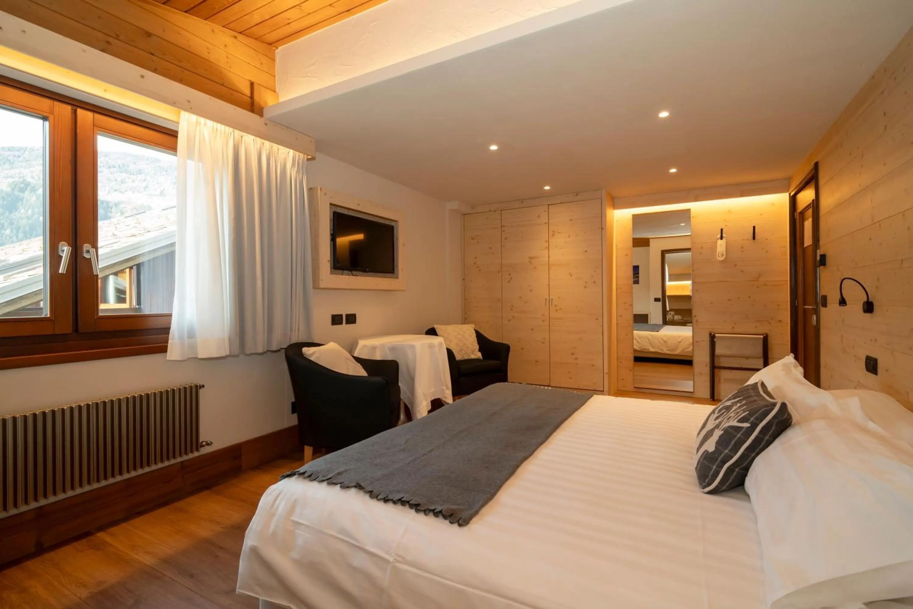 View (from property/room), Bed in Palace Hotel Wellness & Beauty