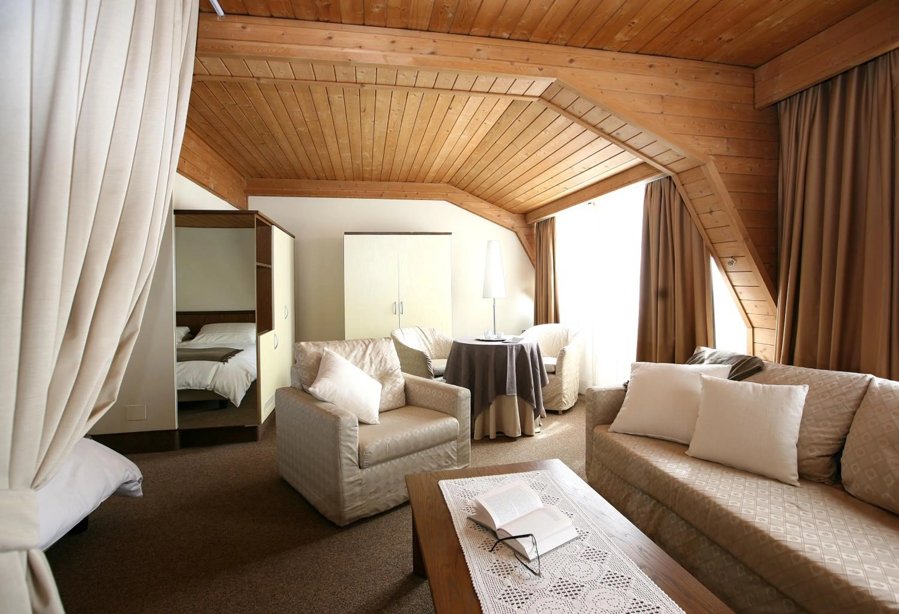 Bedroom, Bed in Palace Hotel Wellness & Beauty