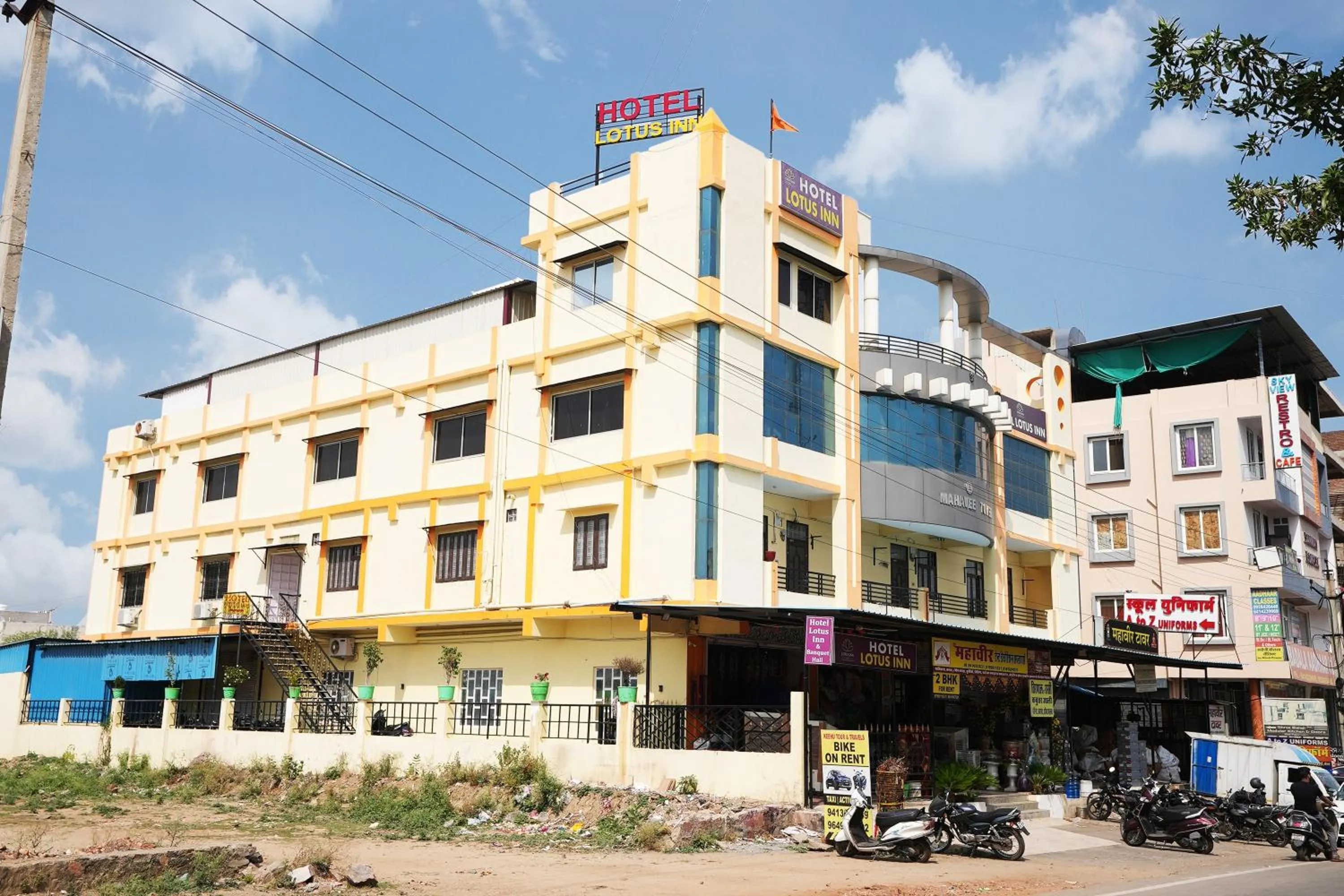 Property building in Hotel Lotus Inn near Udaipur City Railway Station