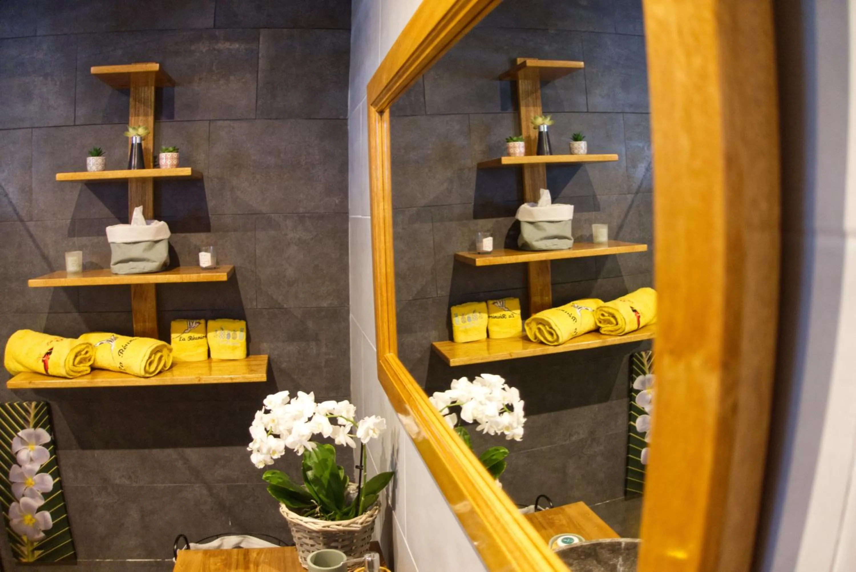 towels in Ka Hema - Maison entière avec Jacuzzi et vue sur mer