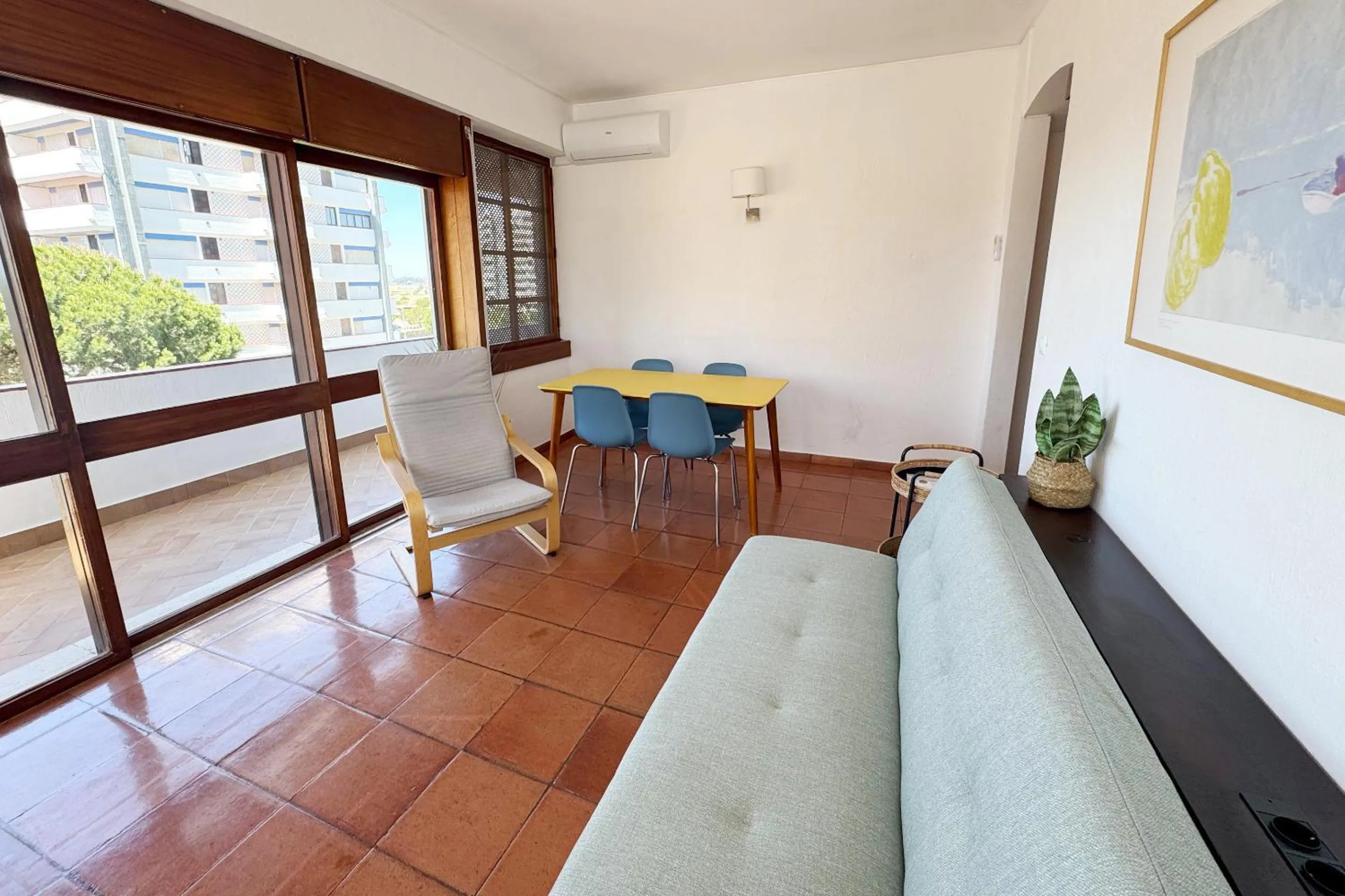 Living room in Apartment on the beach by amcf