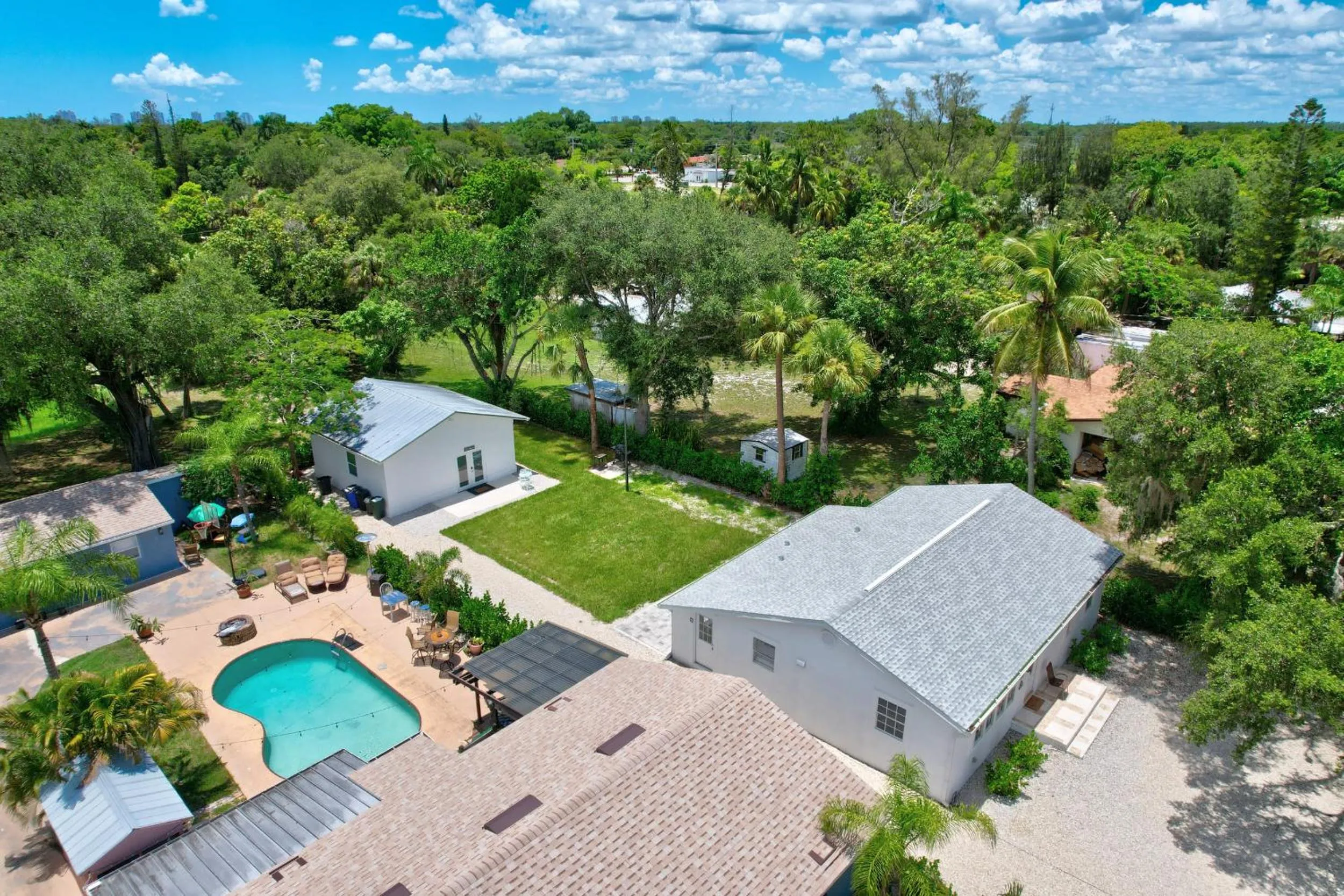 Three Rental Units In This Bonita Springs Compound