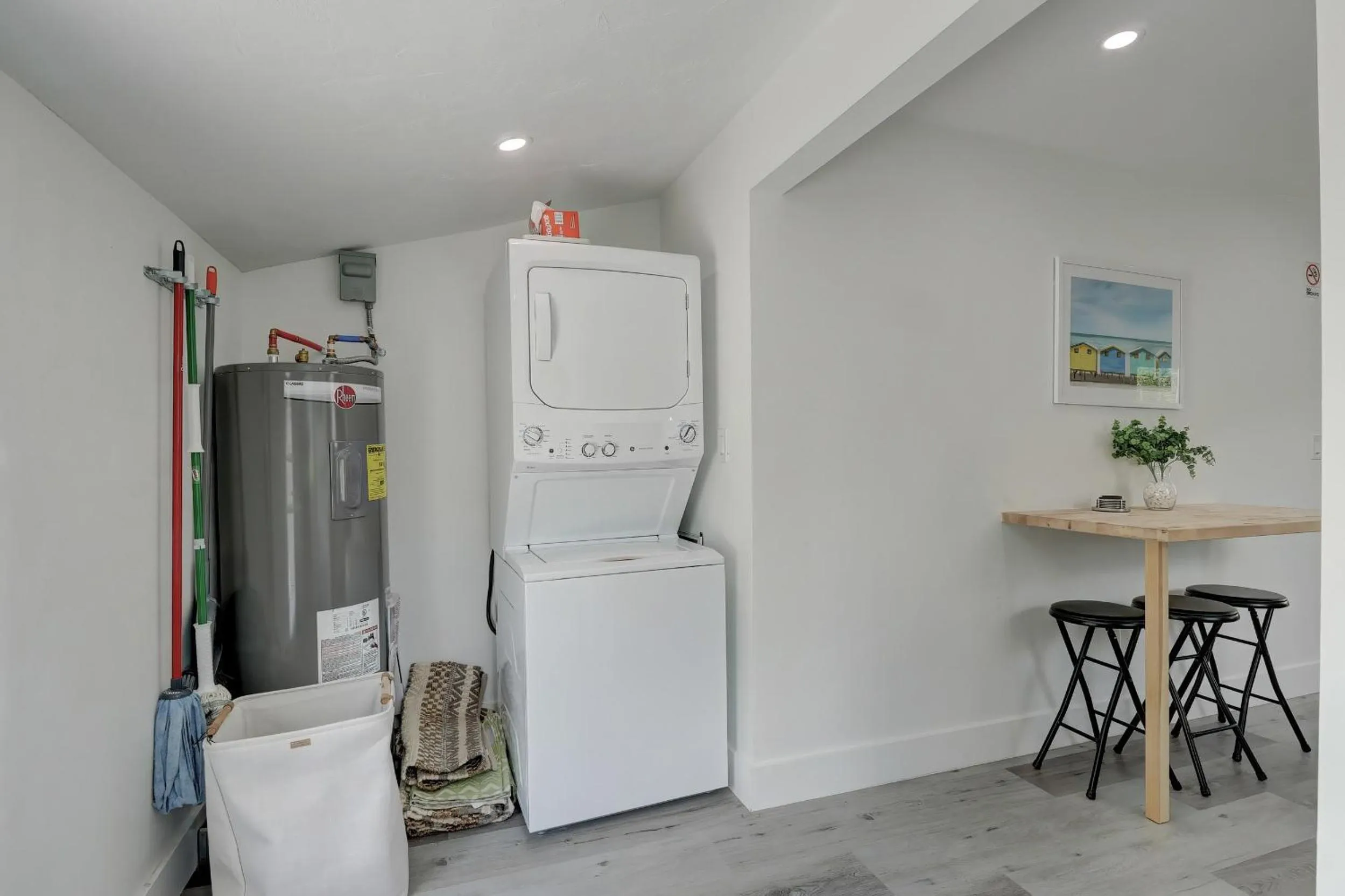 Three Rental Units In This Bonita Springs Compound