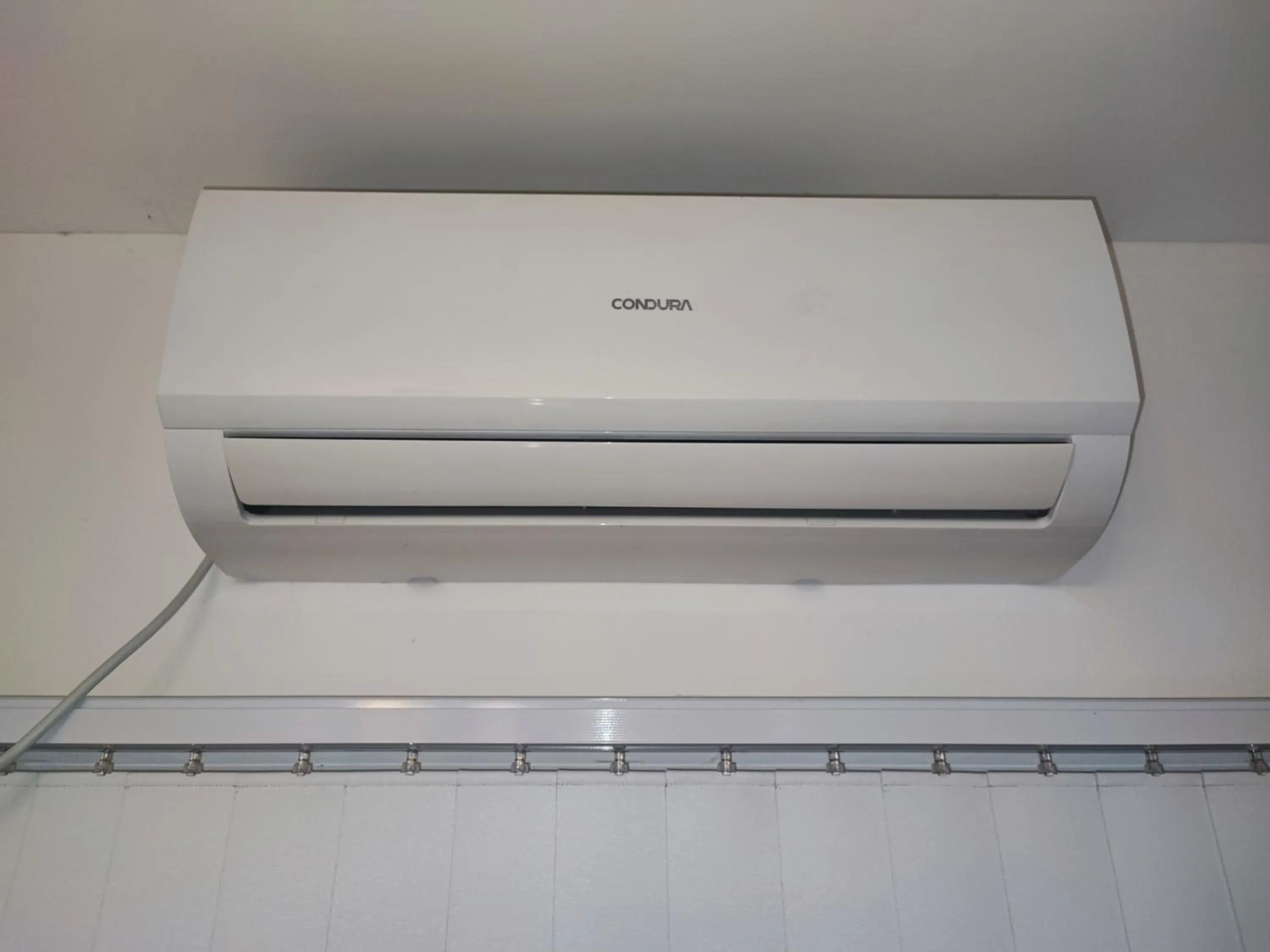 air conditioner in Bonsai Jacuzzi Suites