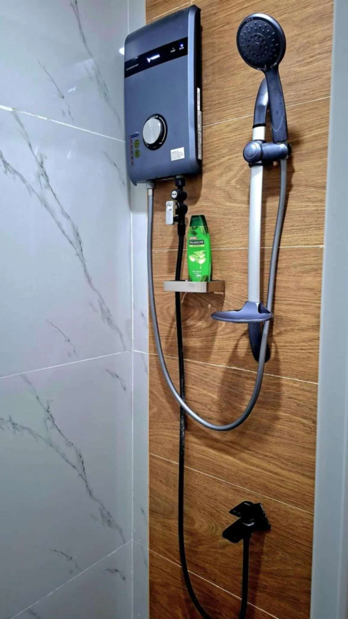 Bonsai Jacuzzi Suites