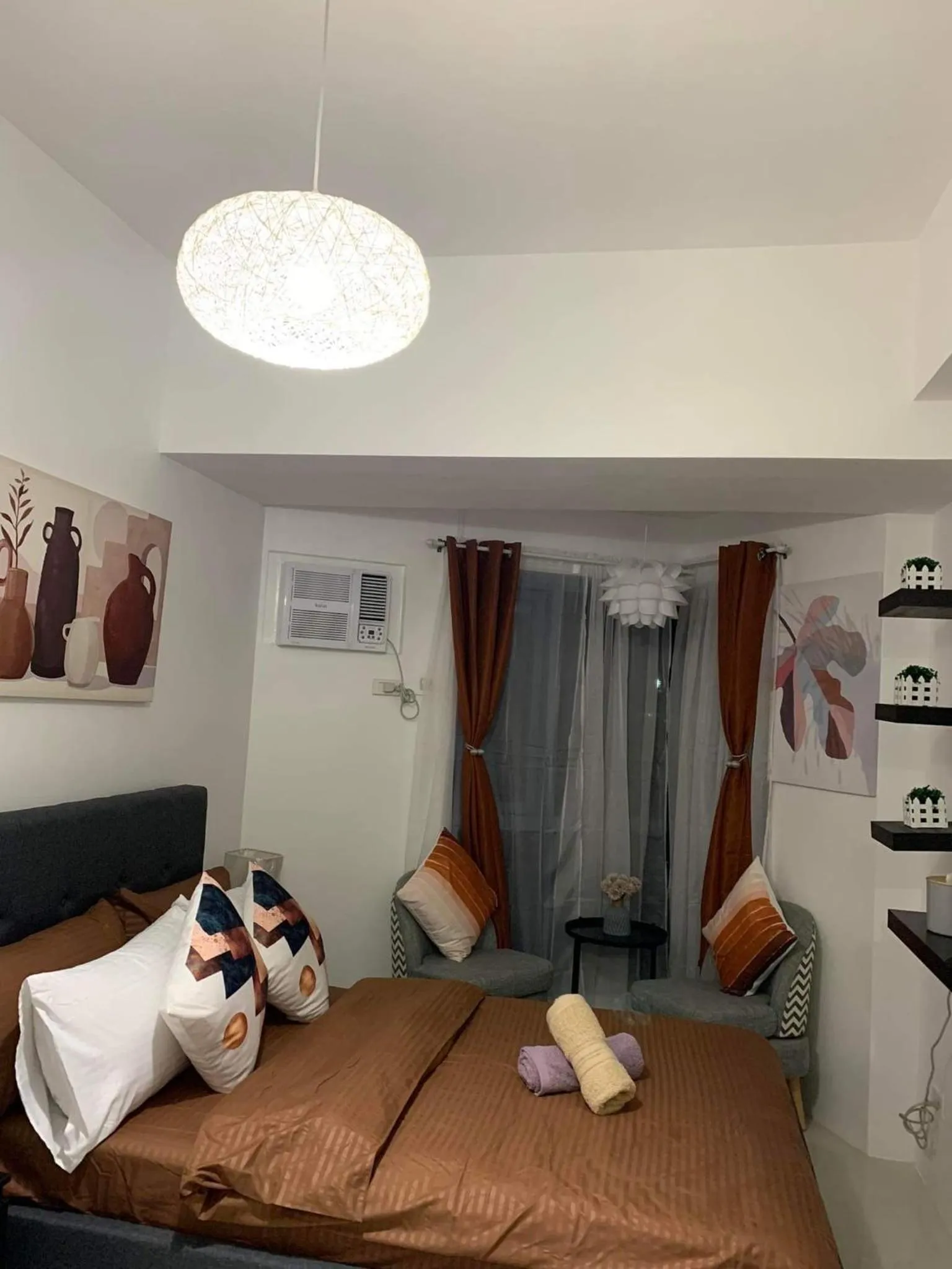 Bed in Grand Riviera Suites Comfy Condo near US Embassy Manila Bay Roxas Blvd Ermita Manila