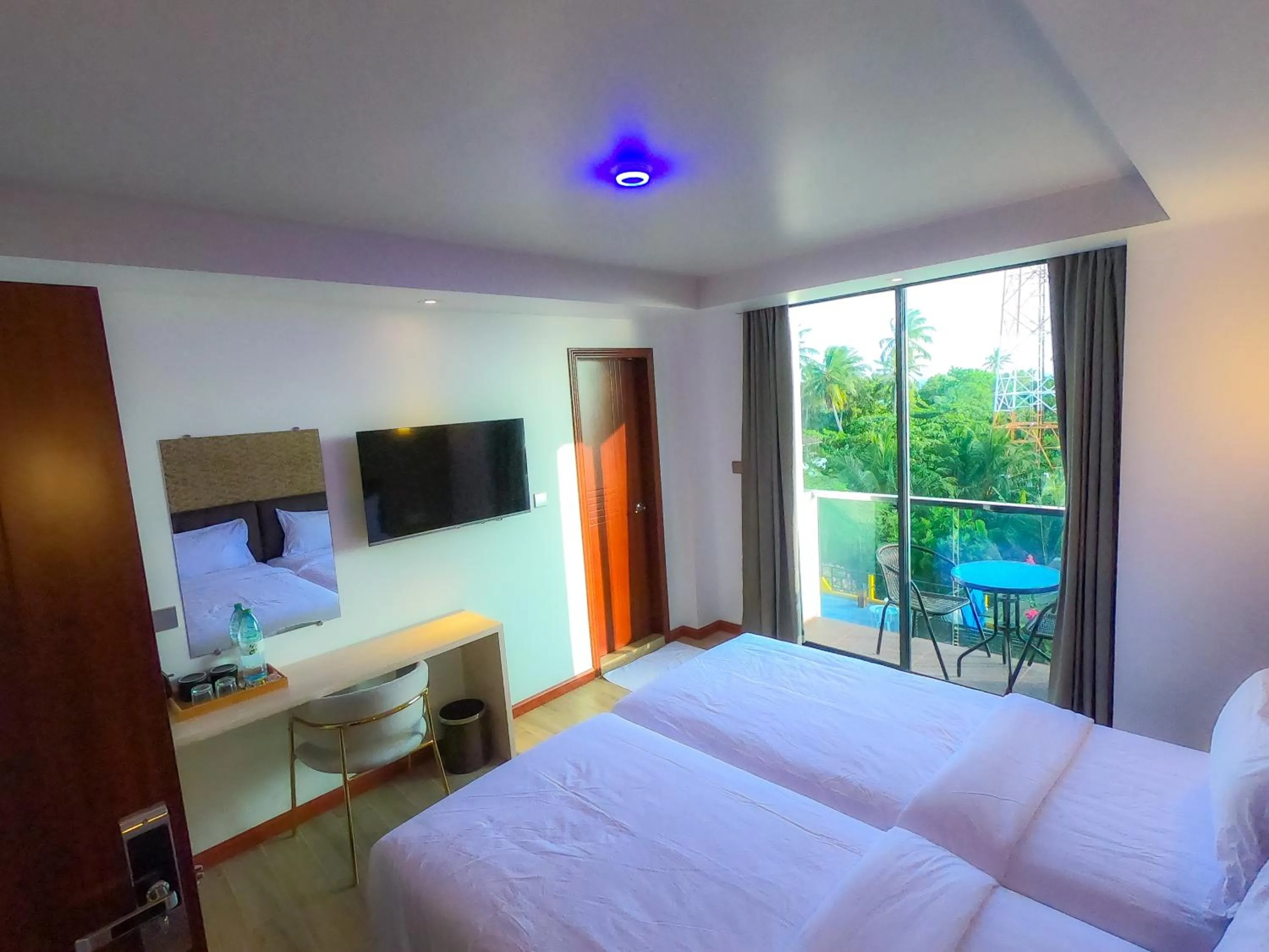 Bedroom, Bed in Ari Grand Hotel & Spa