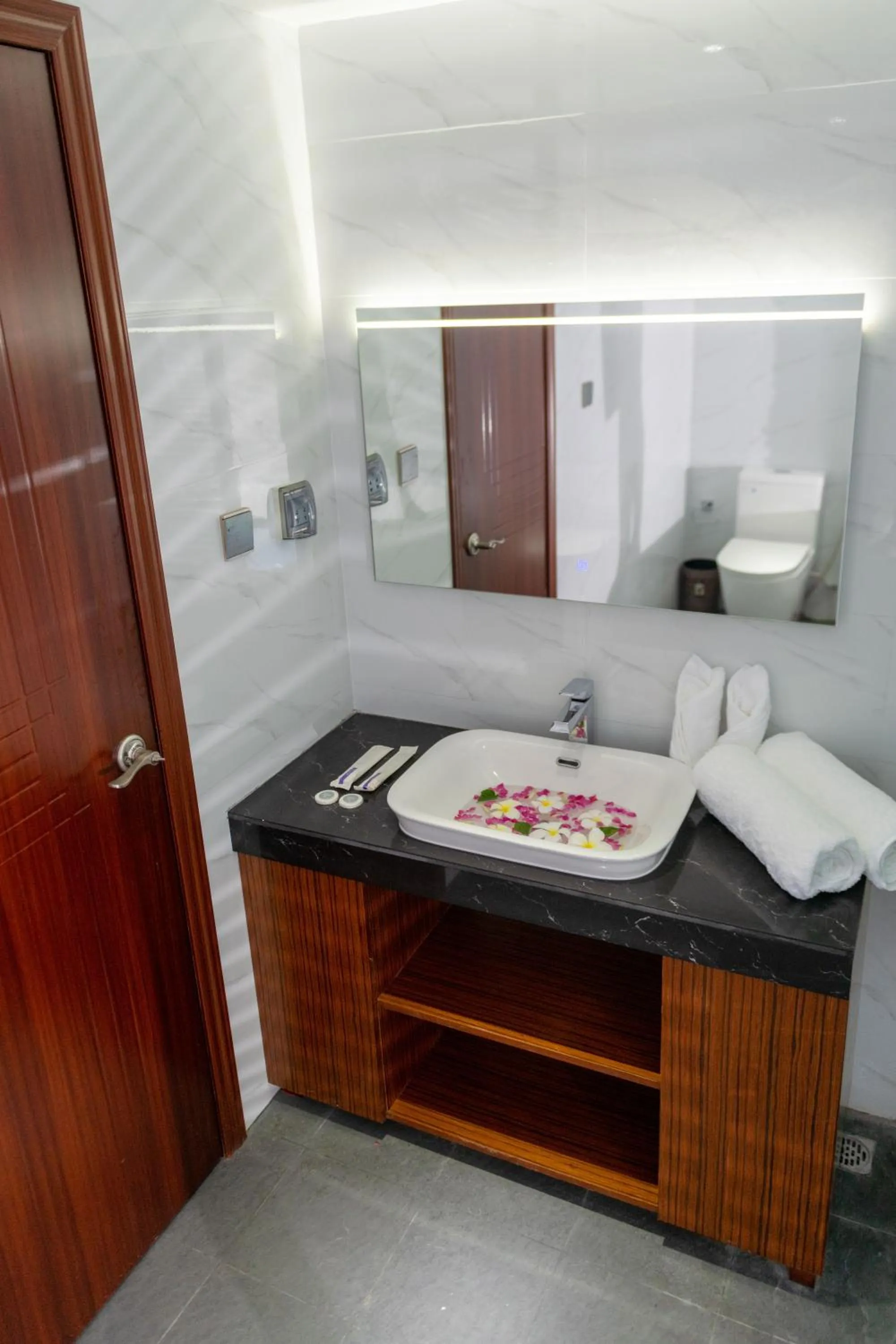 Bathroom in Ari Grand Hotel & Spa